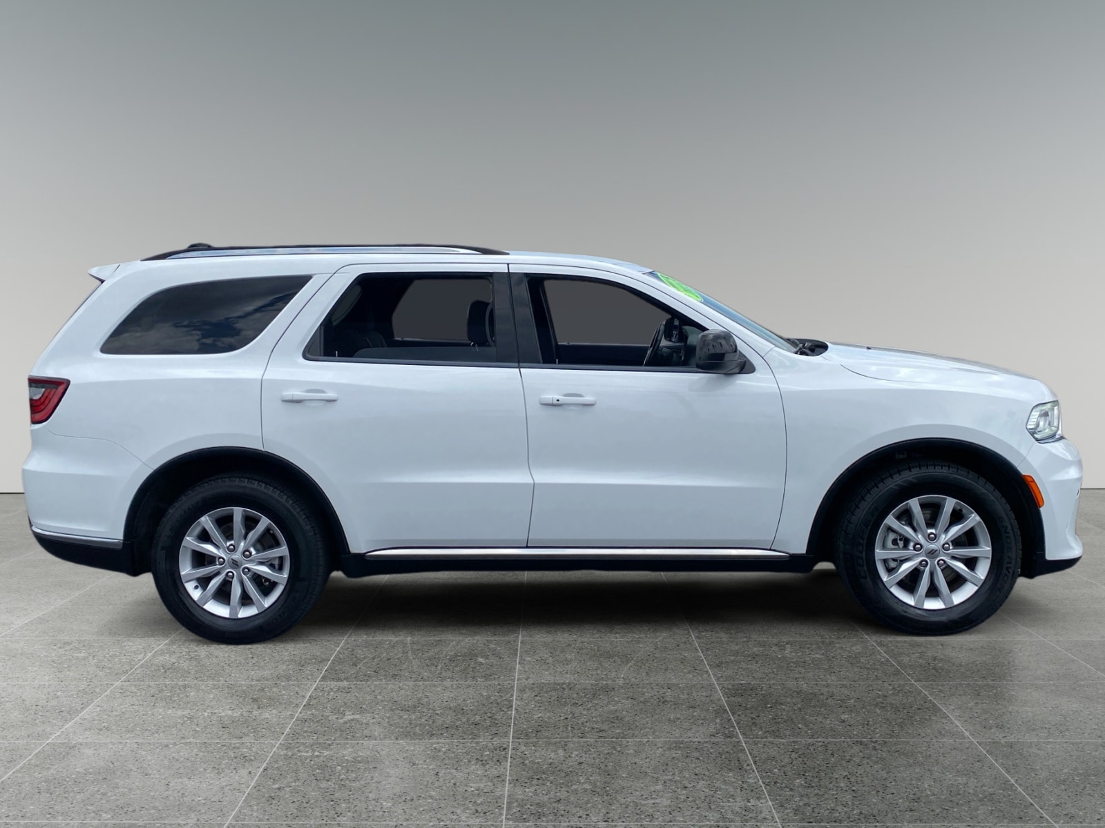 2023 Dodge Durango SXT - Photo 6