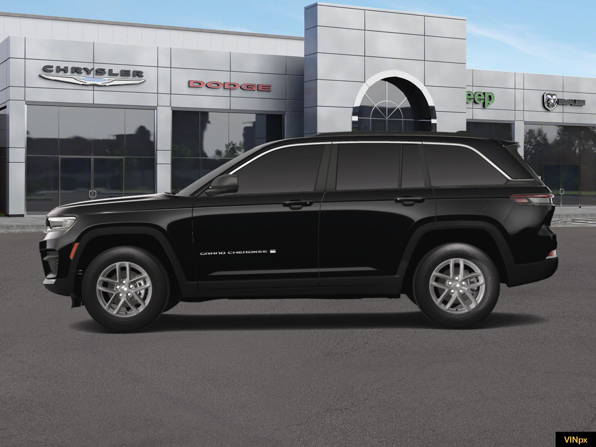 2025 Jeep Grand Cherokee Laredo Sport photo 3