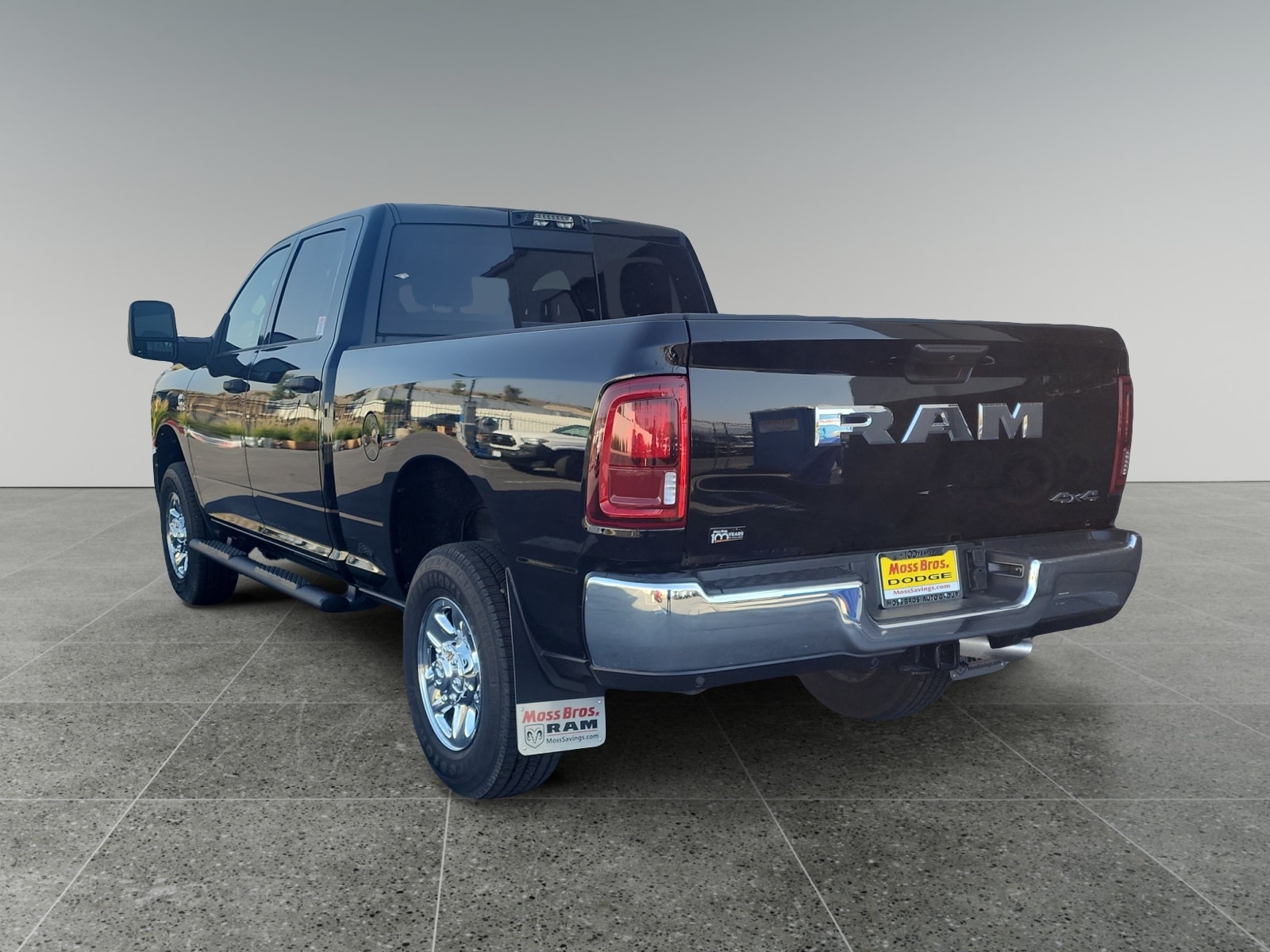2025 RAM 2500 Tradesman - Photo 3