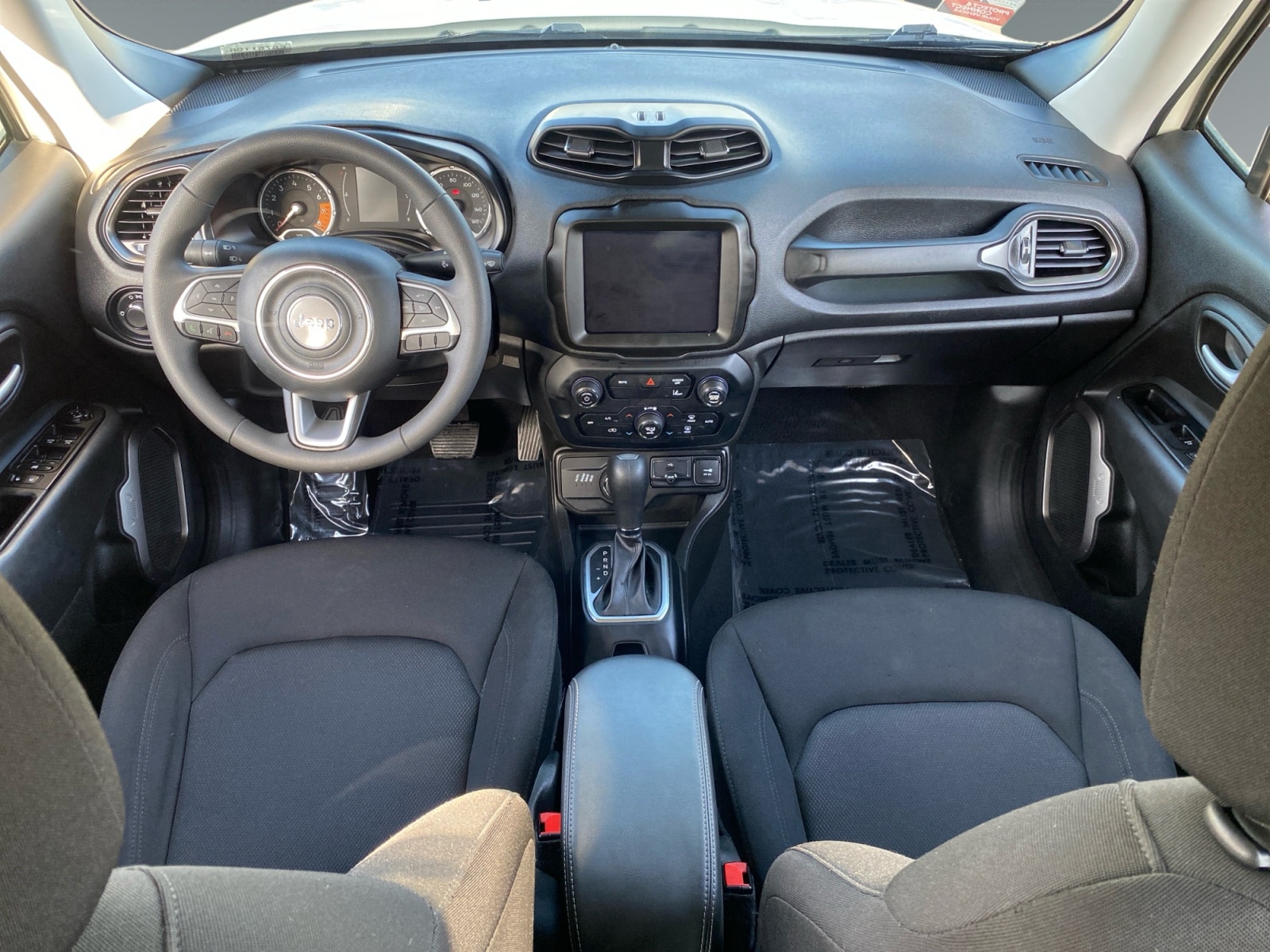 2023 Jeep Renegade Latitude - Photo 10