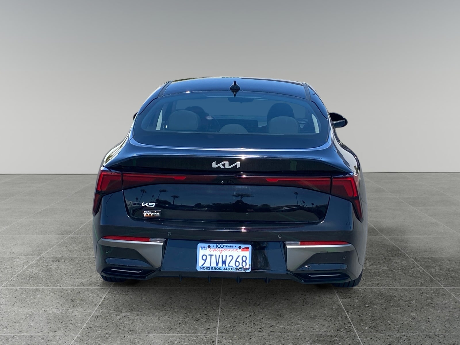 2025 Kia K5 LXS - Photo 4