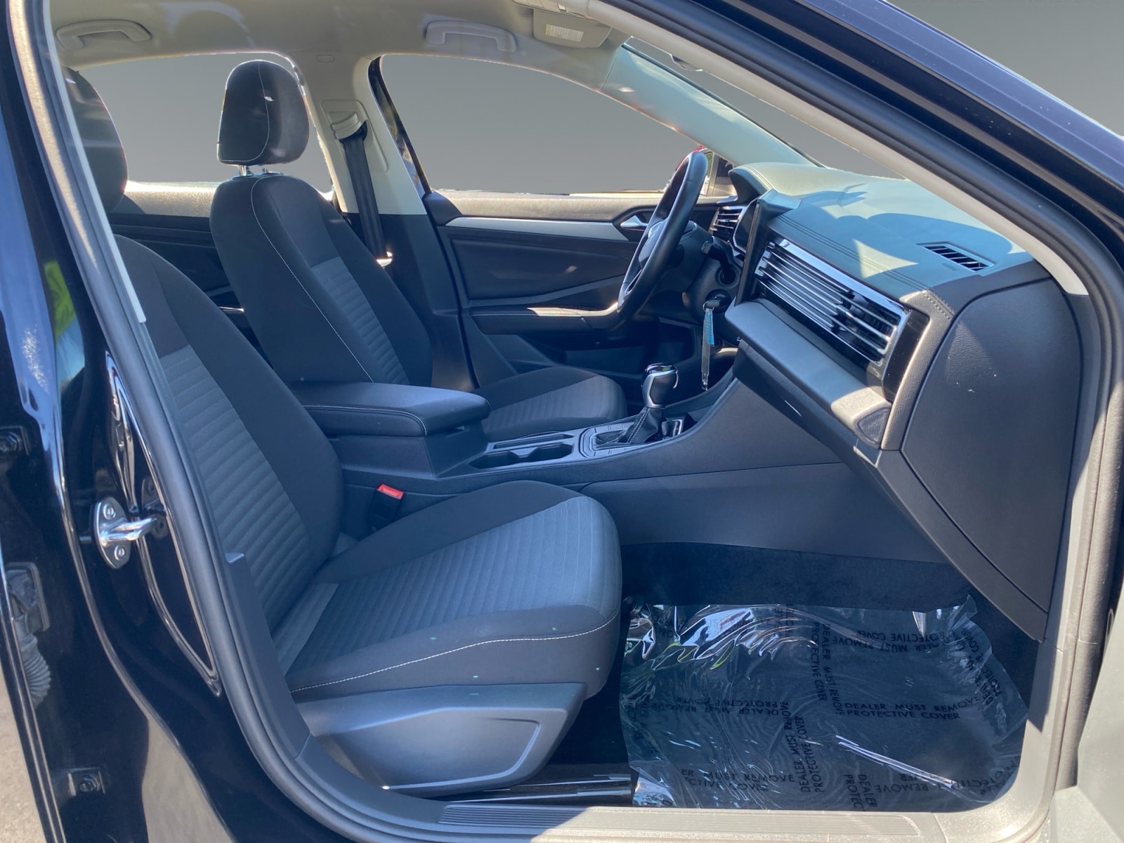 2025 Volkswagen Jetta S - Photo 15