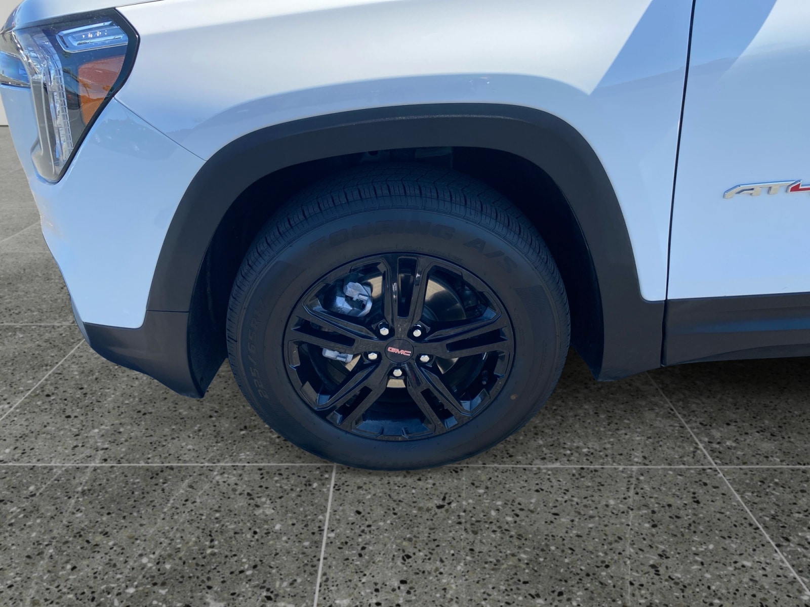 2024 GMC Terrain AT4 - Photo 14