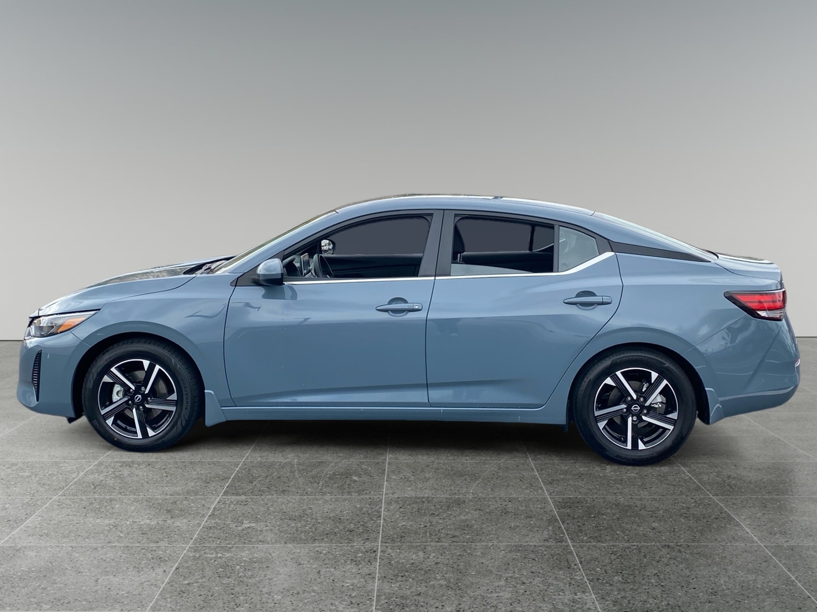 2025 Nissan Sentra SV photo 2