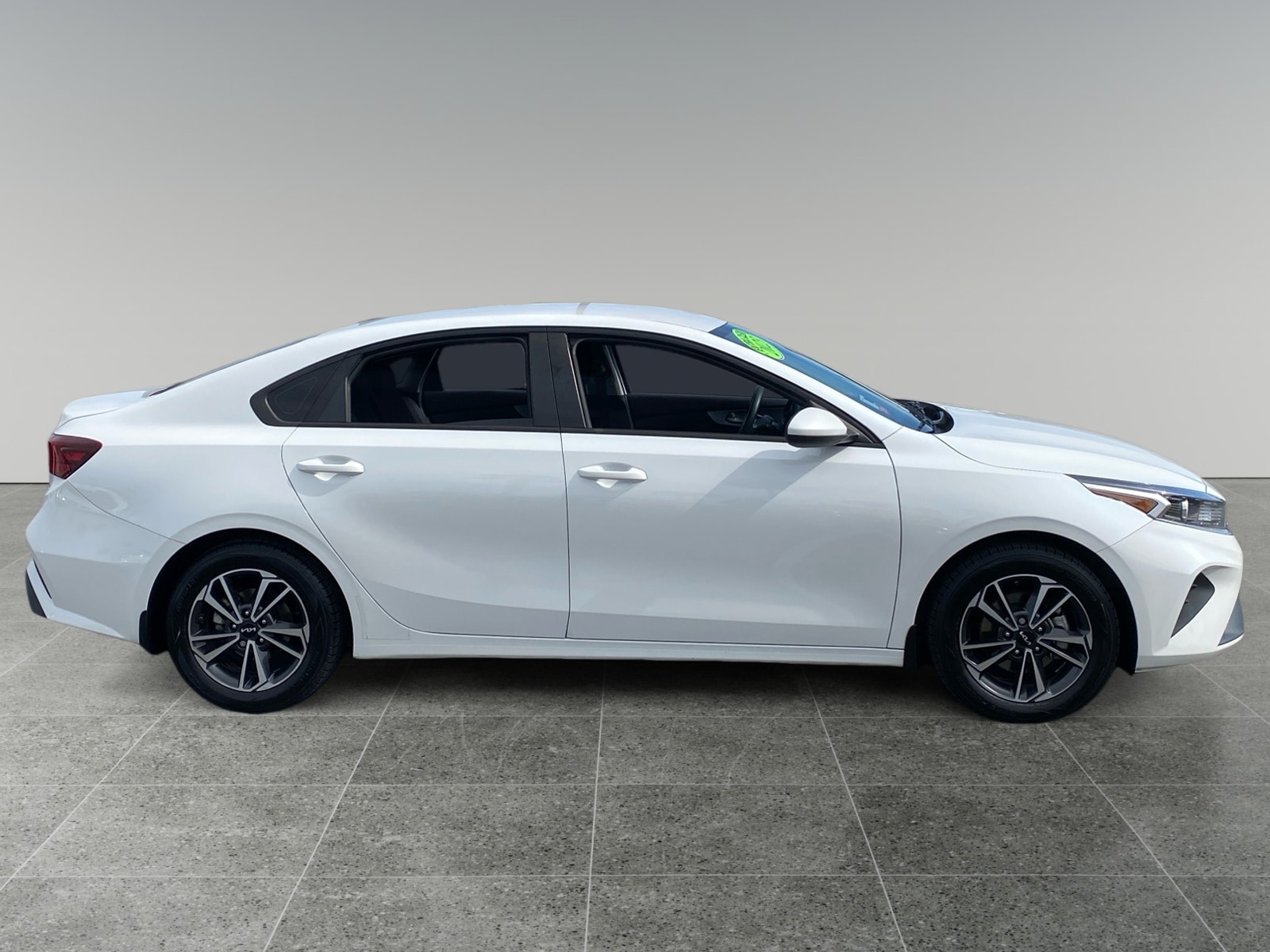 2023 Kia Forte photo 6