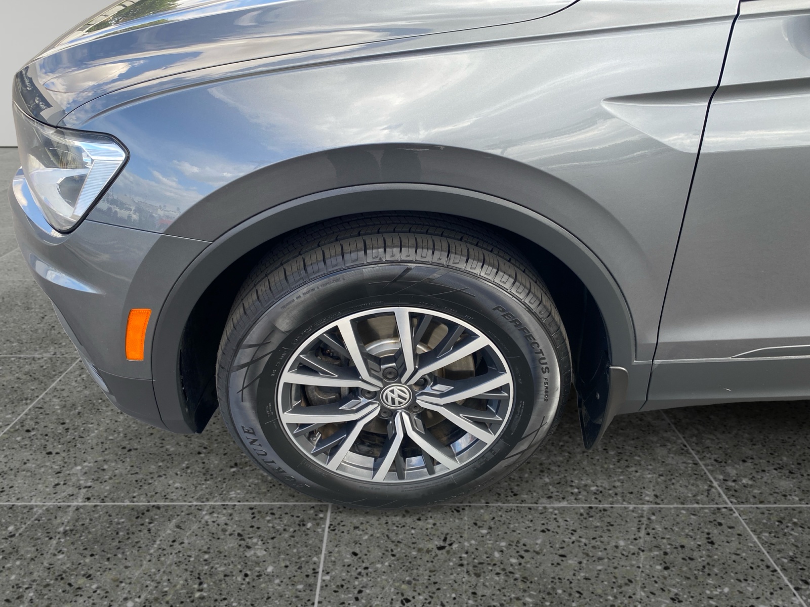 2021 Volkswagen Tiguan S - Photo 14