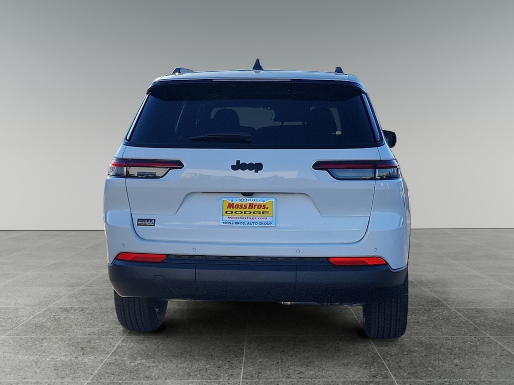 New 2025 Jeep Grand Cherokee L Laredo Sport Utility