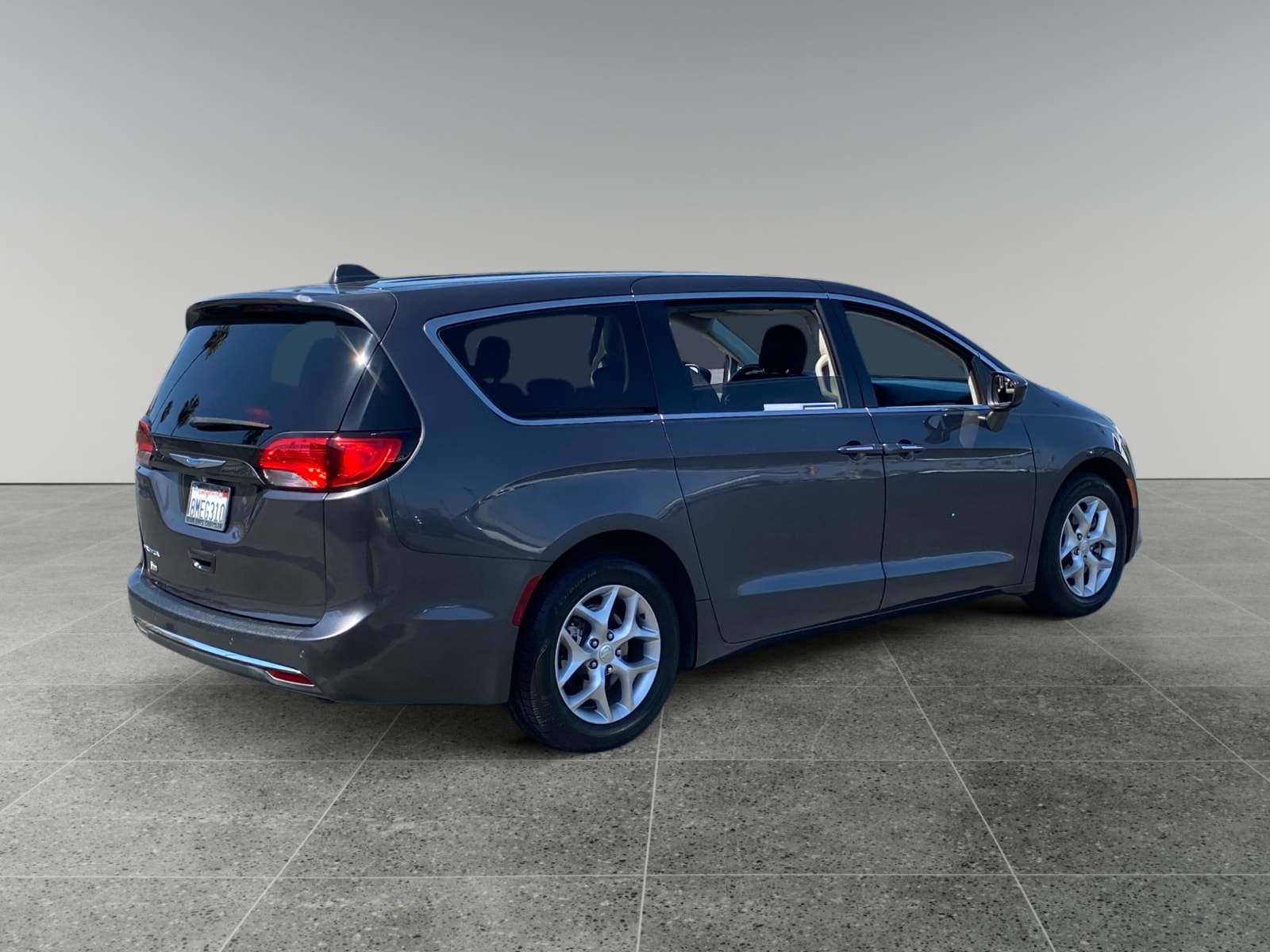 2019 Chrysler Pacifica Touring Plus photo 5