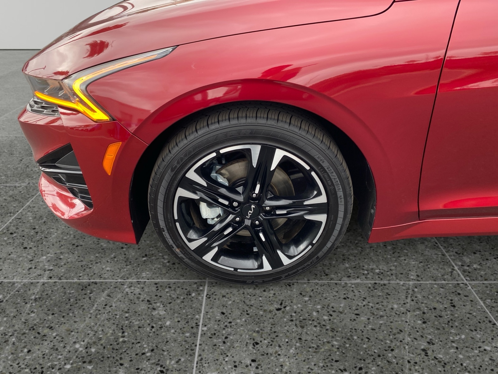 2024 Kia K5 GT-Line - Photo 14