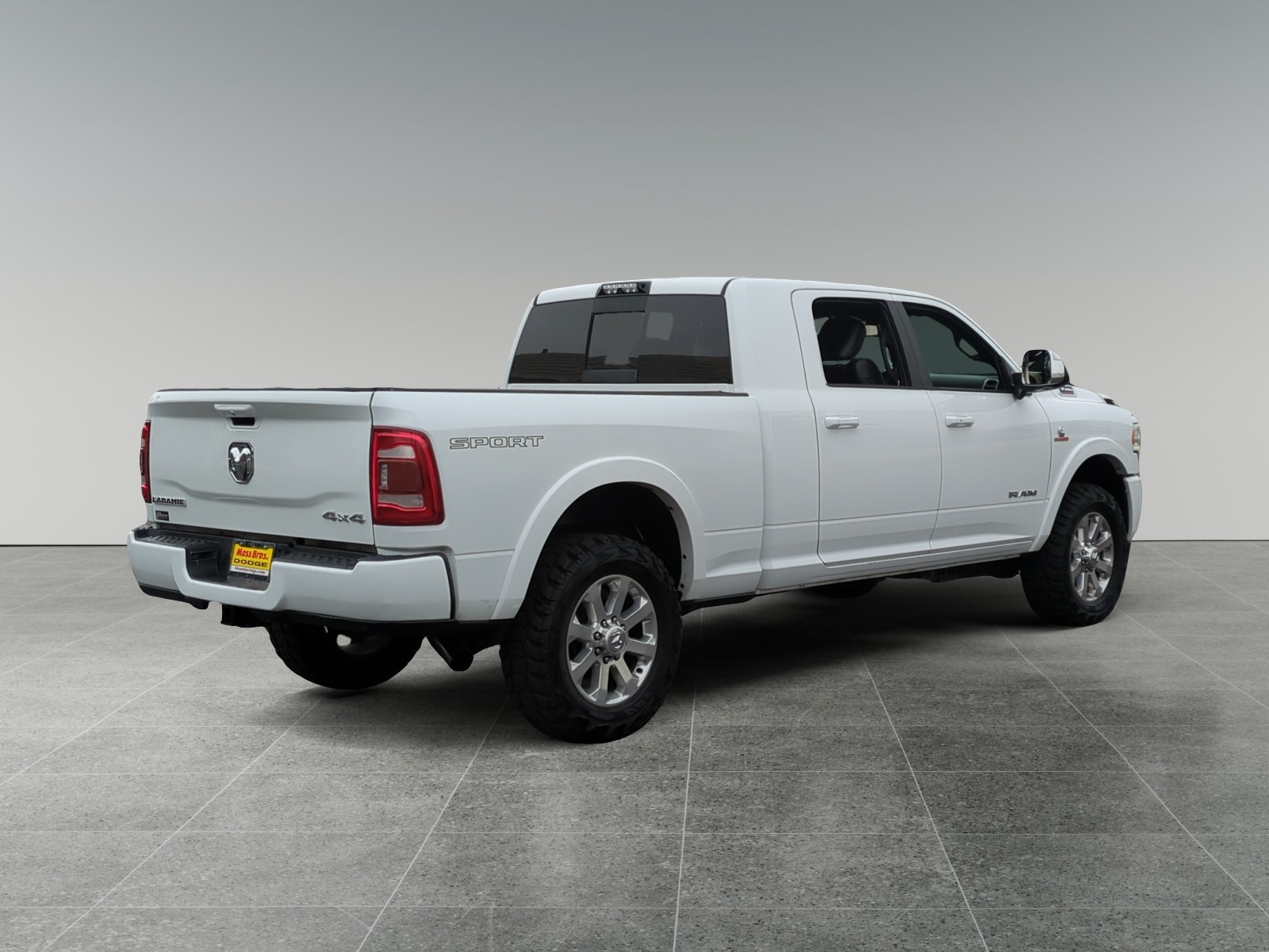 2019 Ram 3500 Laramie photo 5