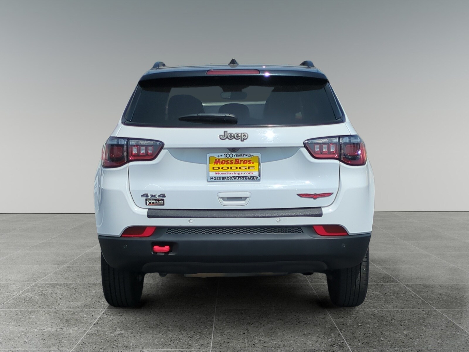 2023 Jeep Compass Trailhawk photo 3