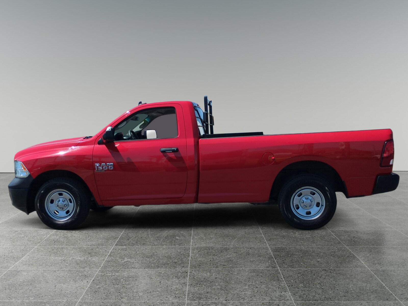 2021 Ram 1500 Classic Tradesman photo 2