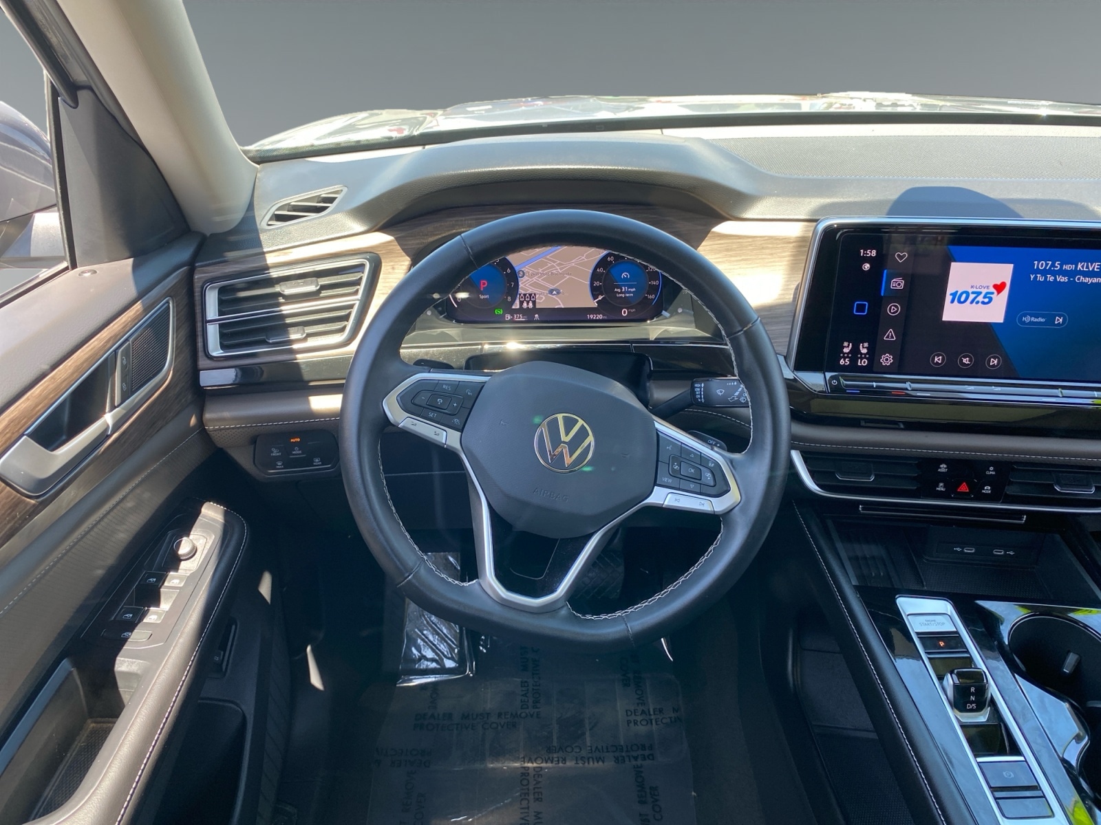 2025 Volkswagen Atlas SEL - Photo 12
