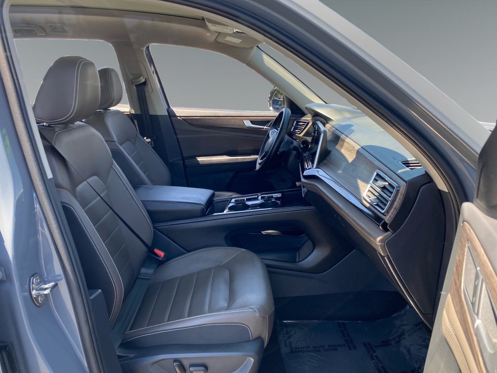 2025 Volkswagen Atlas SEL - Photo 15