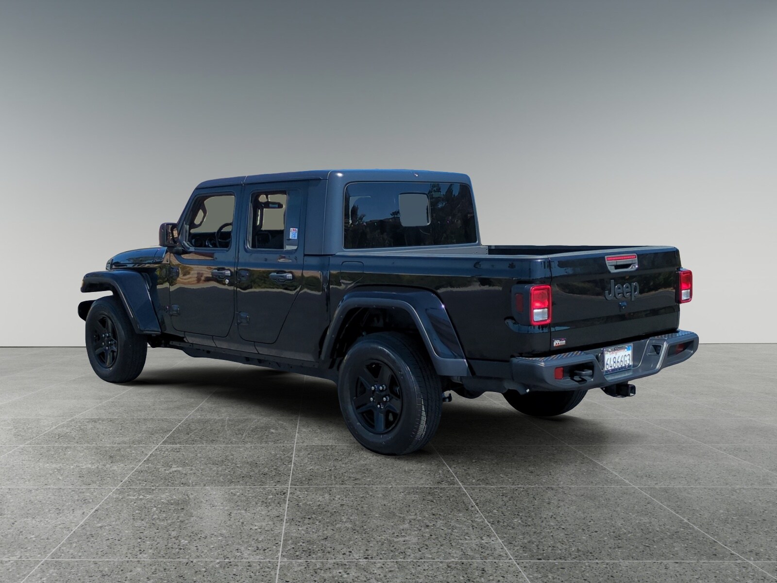 2021 Jeep Gladiator Sport photo 3