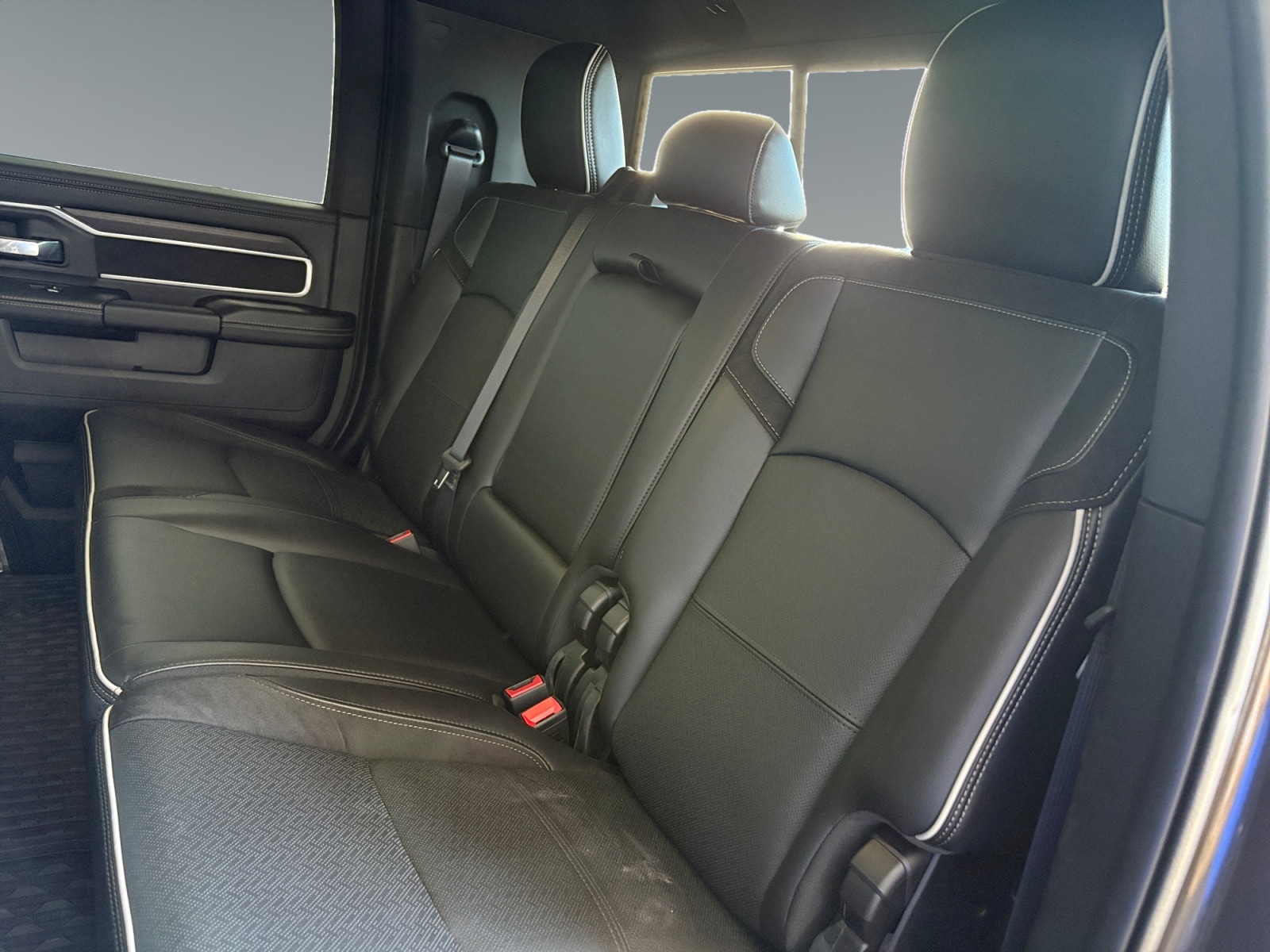2025 RAM 2500 Laramie - Photo 13