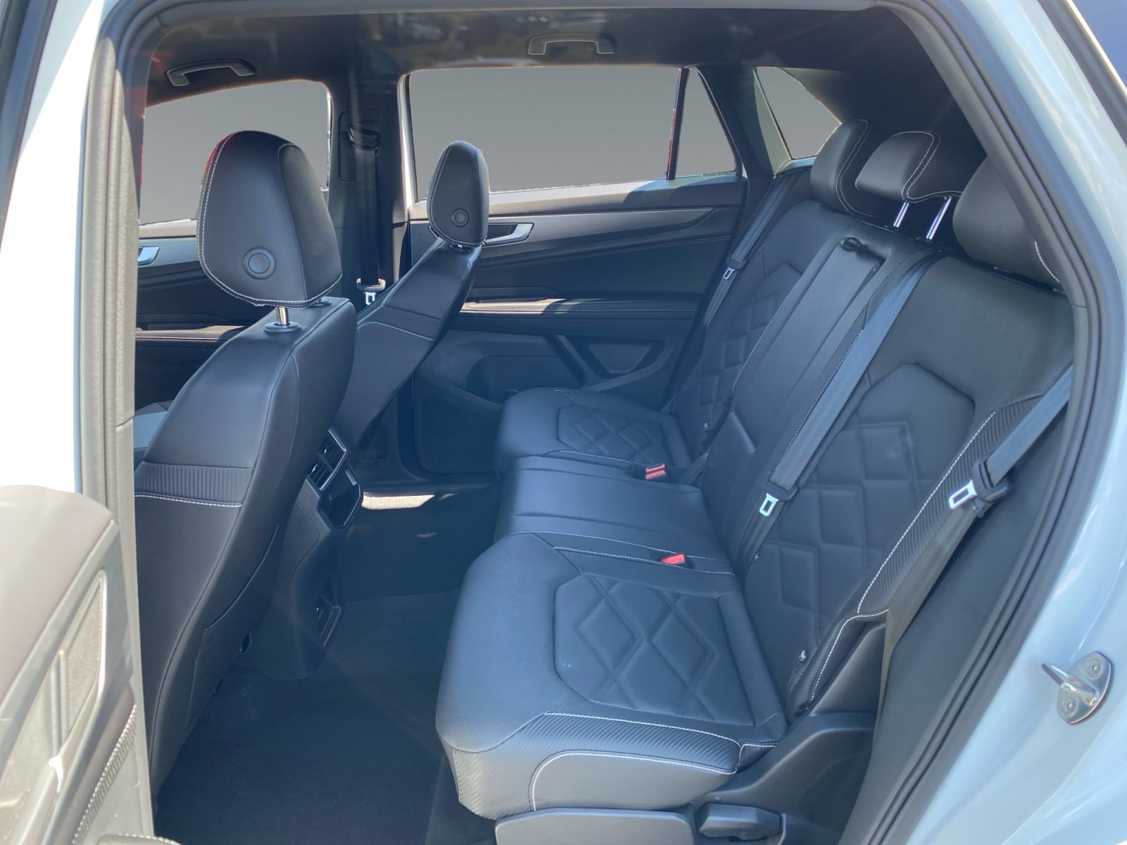 2026 Volkswagen Atlas Cross Sport SE - Photo 13