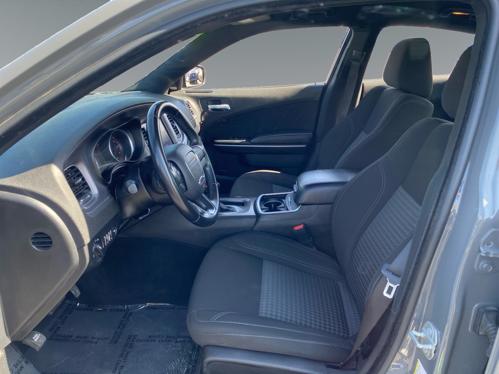 2023 Dodge Charger SXT - Photo 9