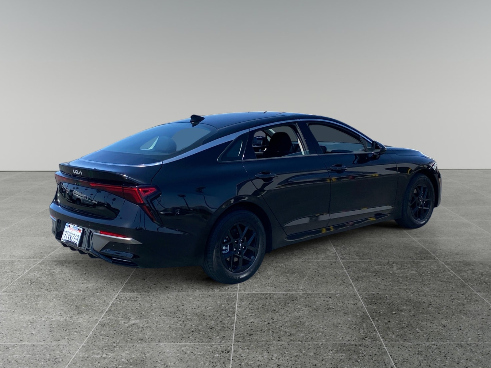 2025 Kia K5 LXS - Photo 5