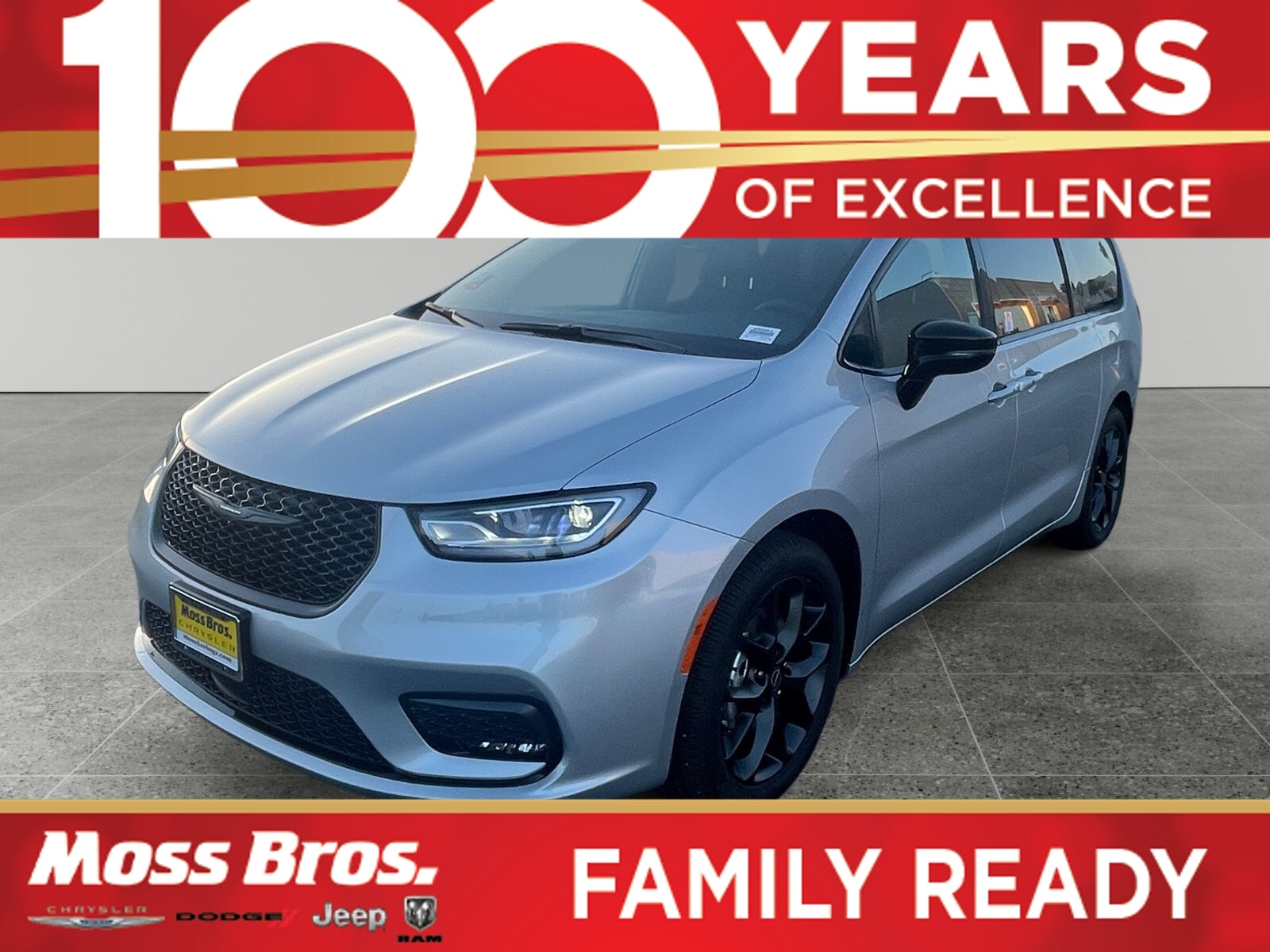 2026 Chrysler Pacifica Select's photo
