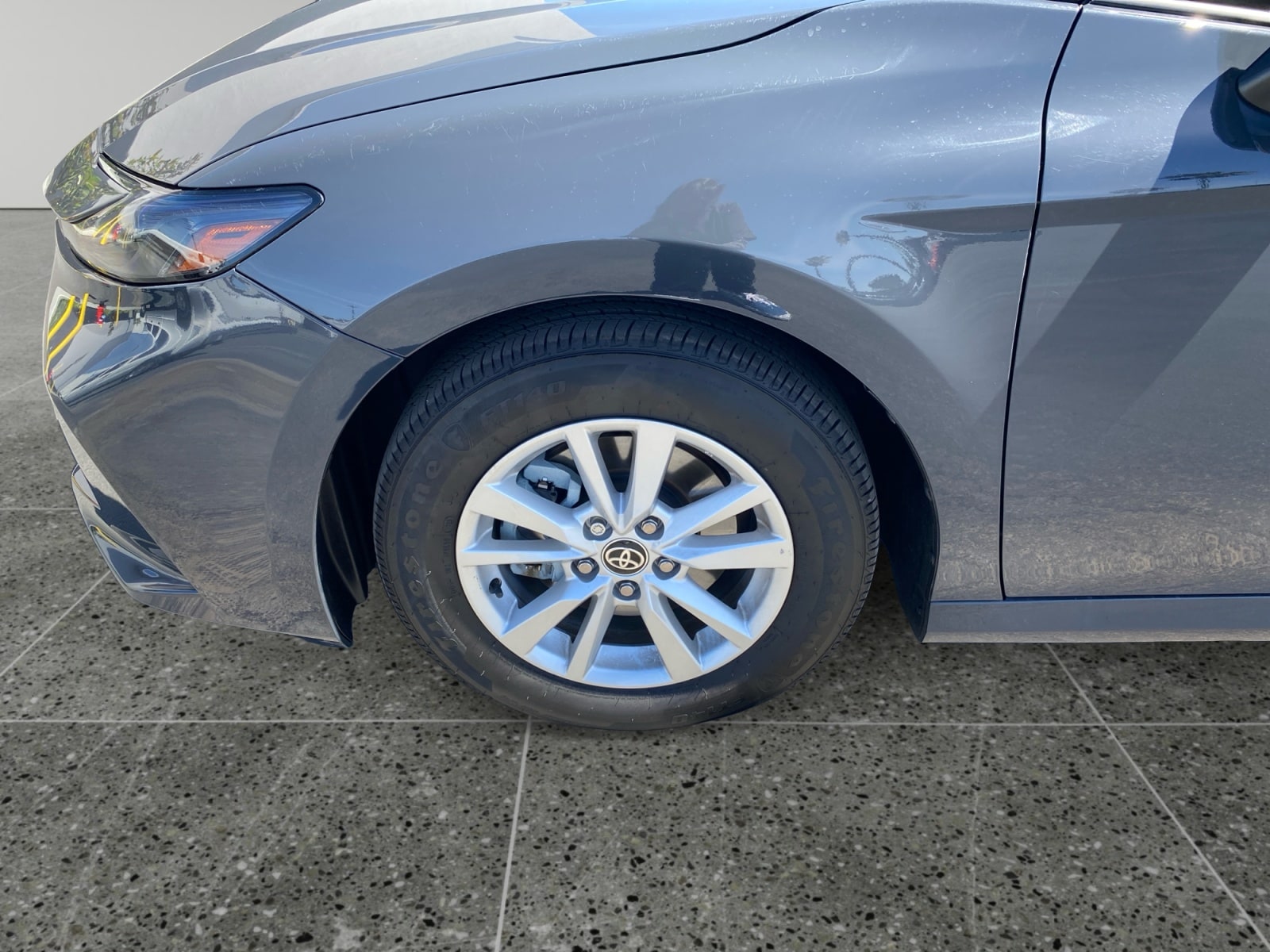 2025 Toyota Camry LE - Photo 14