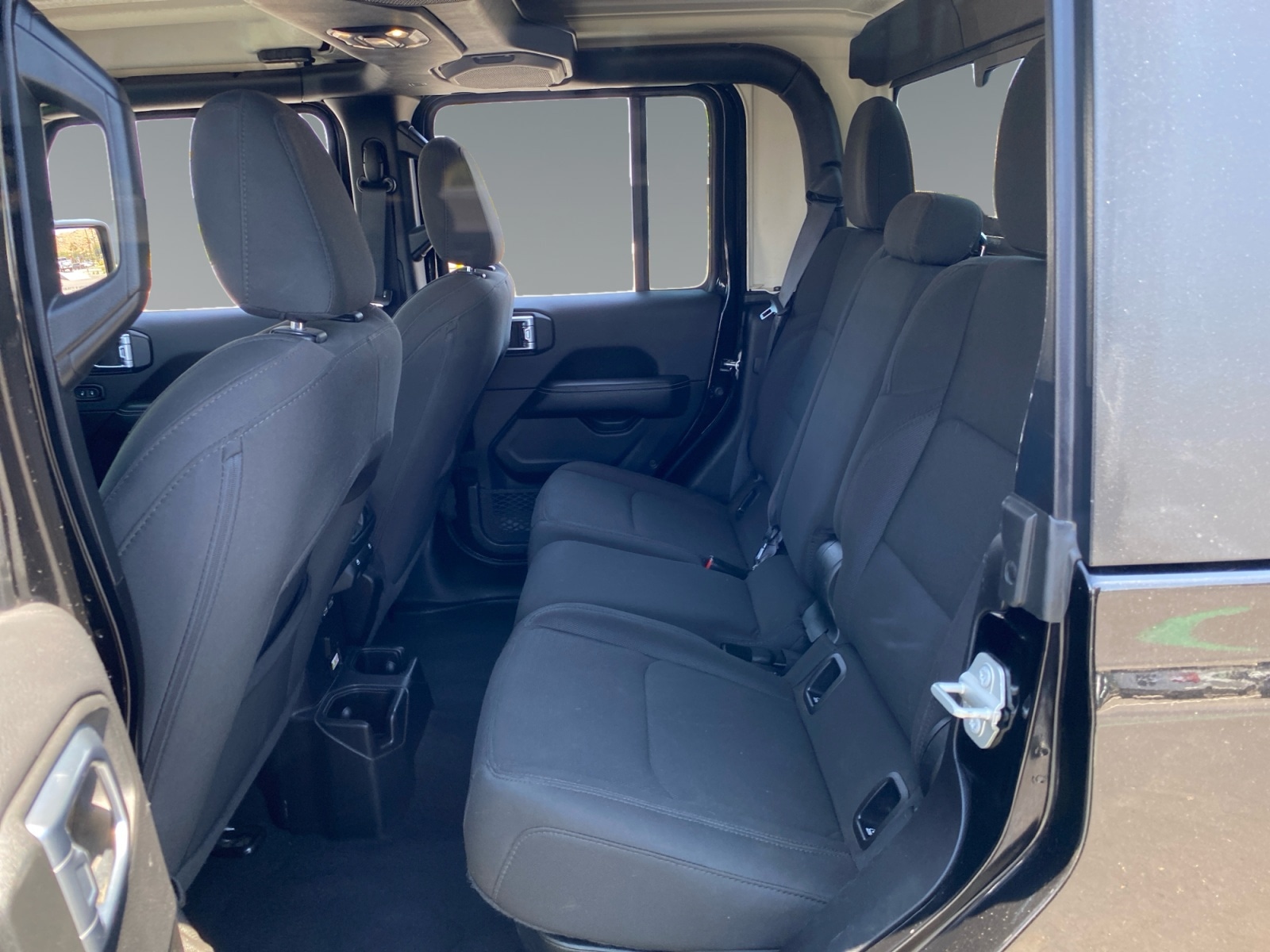 2023 Jeep Gladiator Overland - Photo 13