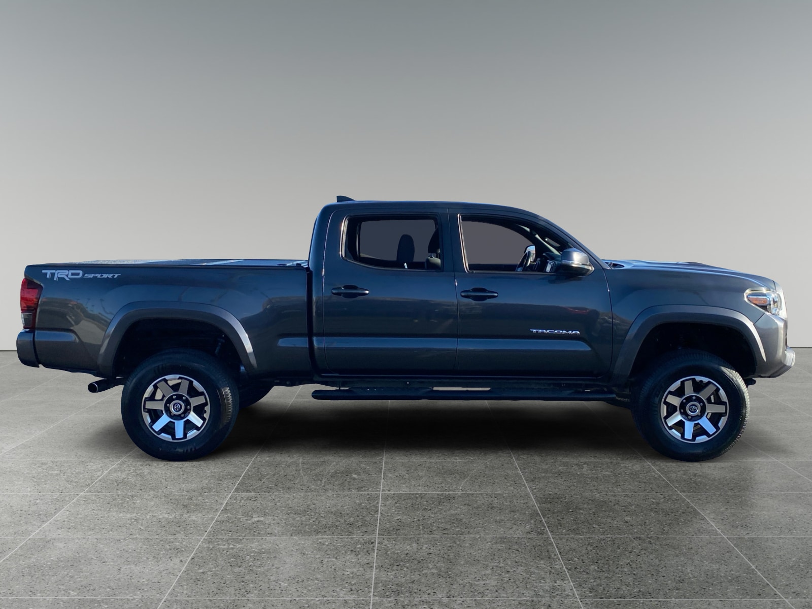 2018 Toyota Tacoma TRD Sport - Photo 6