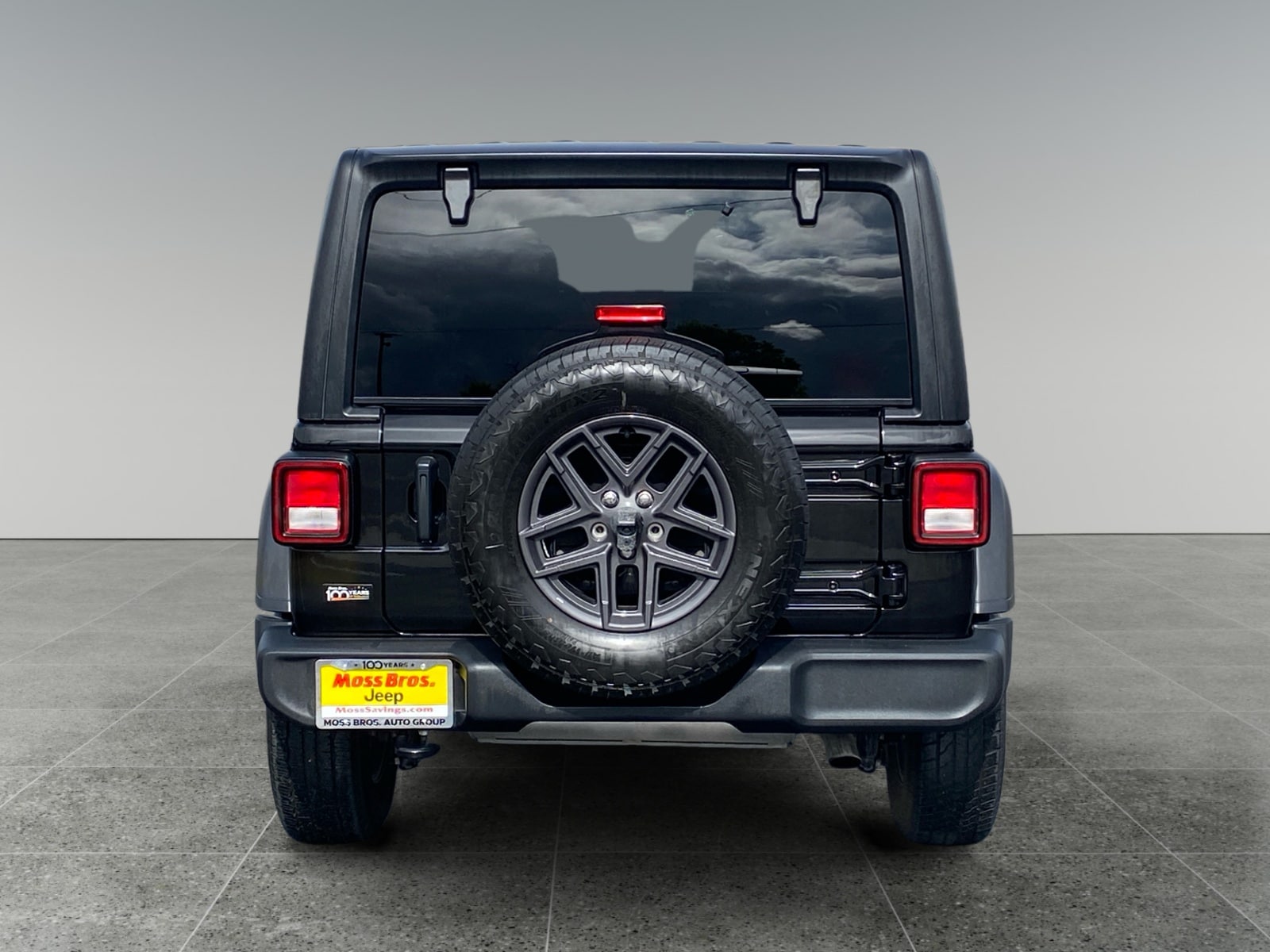 2024 Jeep Wrangler Sport photo 4