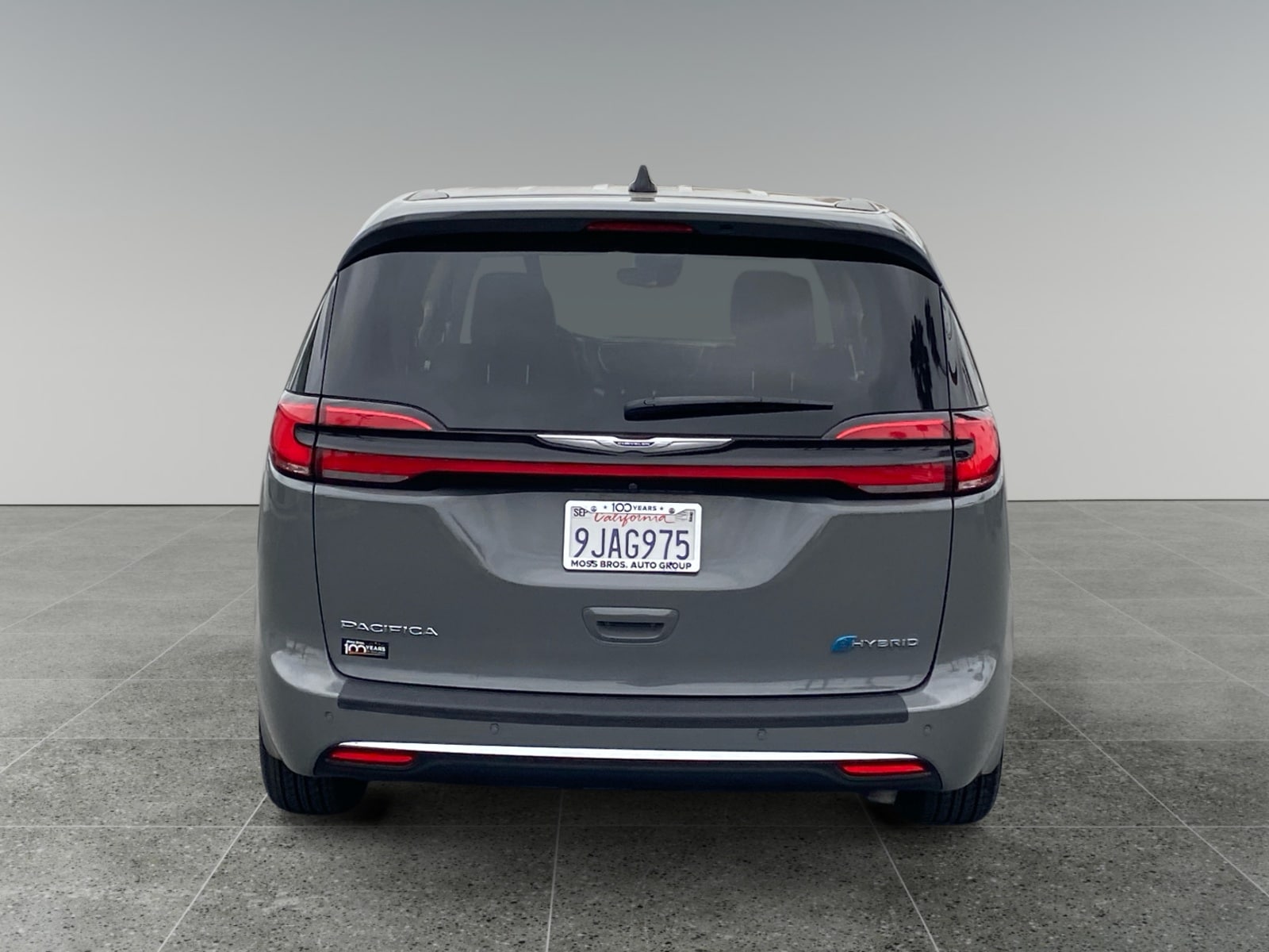 2023 Chrysler Pacifica Hybrid Touring L - Photo 4