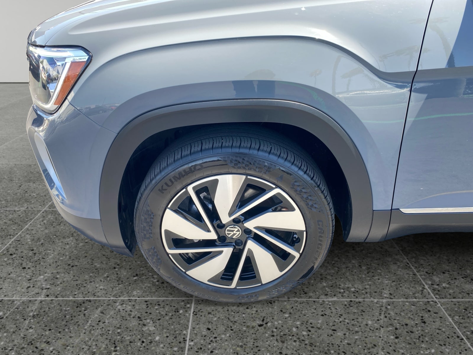 2025 Volkswagen Atlas SEL - Photo 14