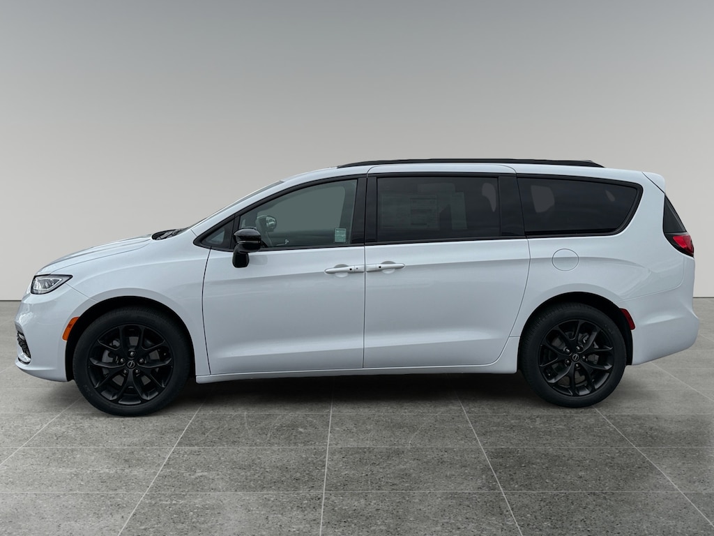 New 2026 Chrysler Pacifica Select Passenger Van