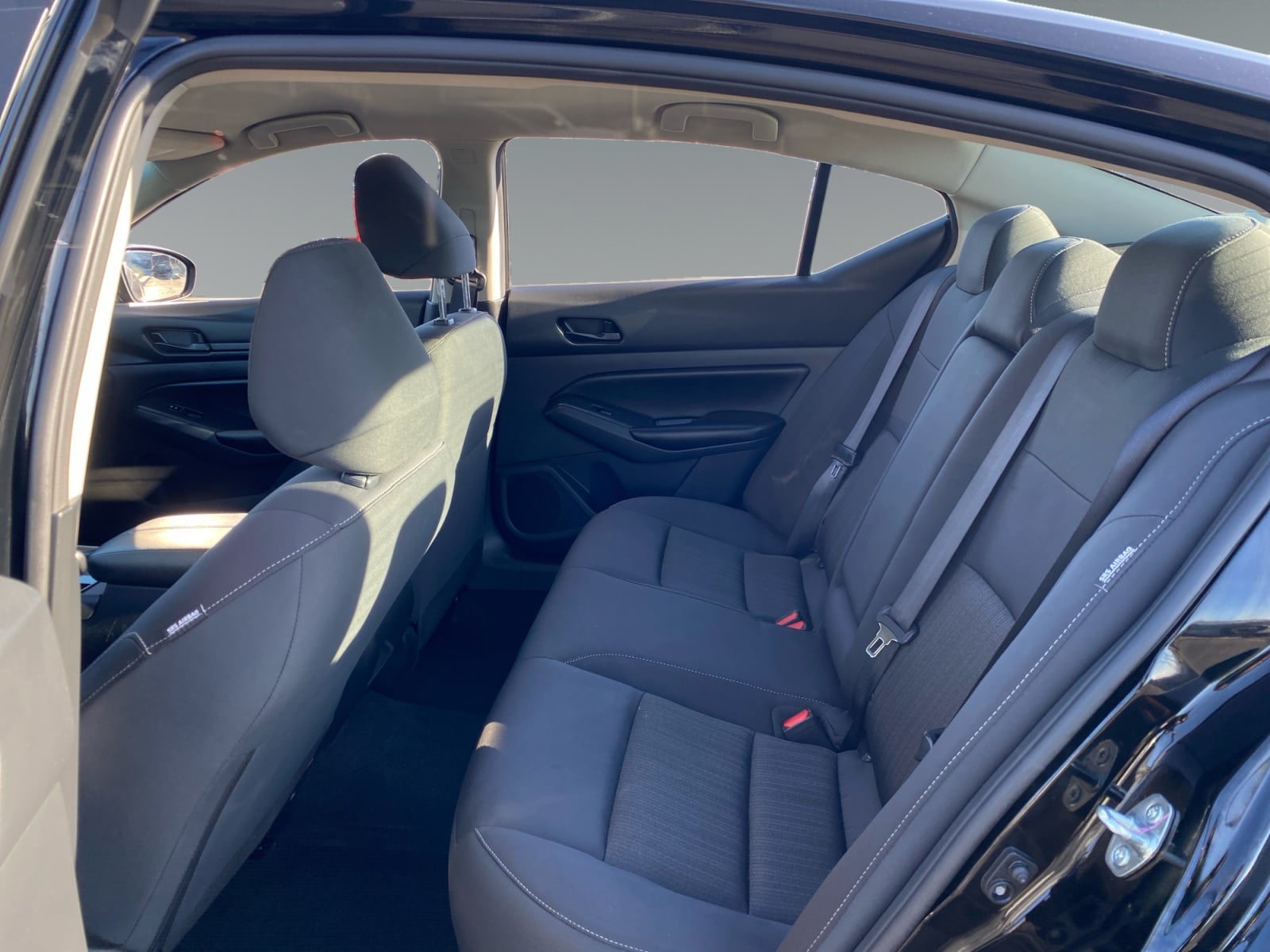 2025 Nissan Altima S - Photo 13