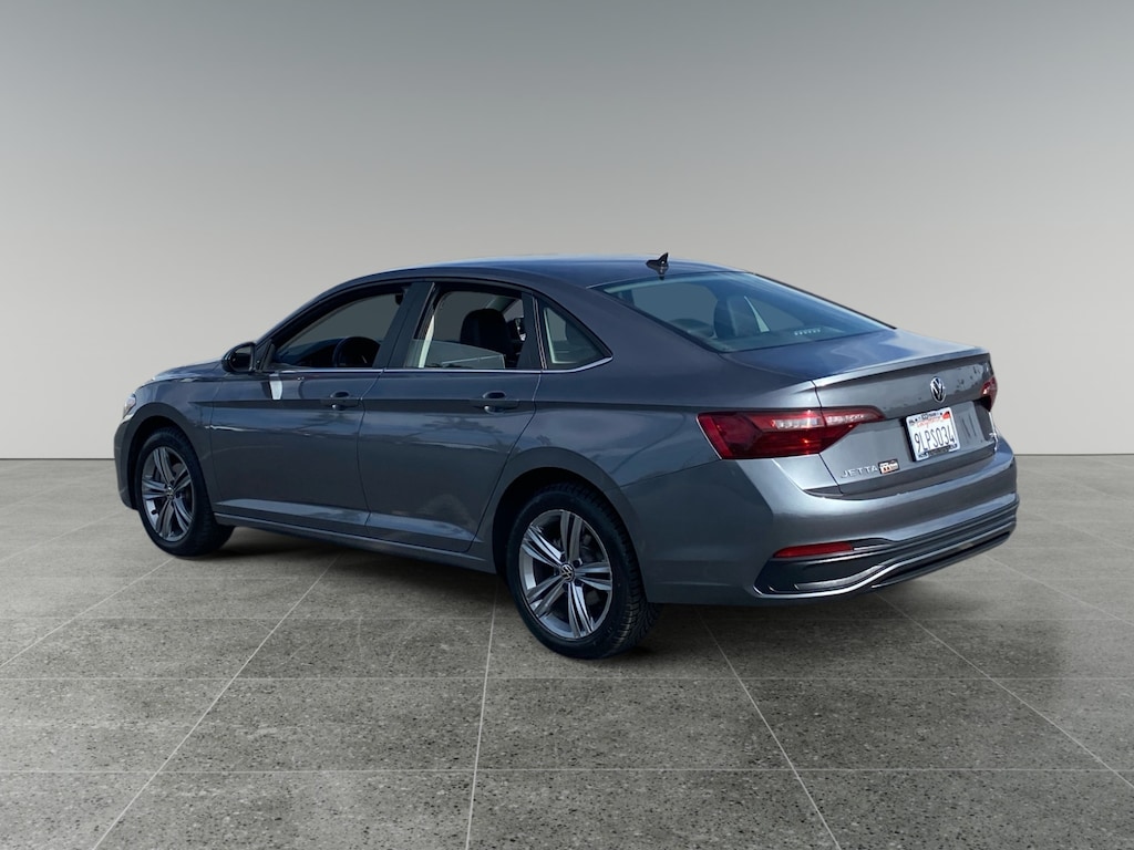 Used 2024 Volkswagen Jetta 1.5T SE Sedan