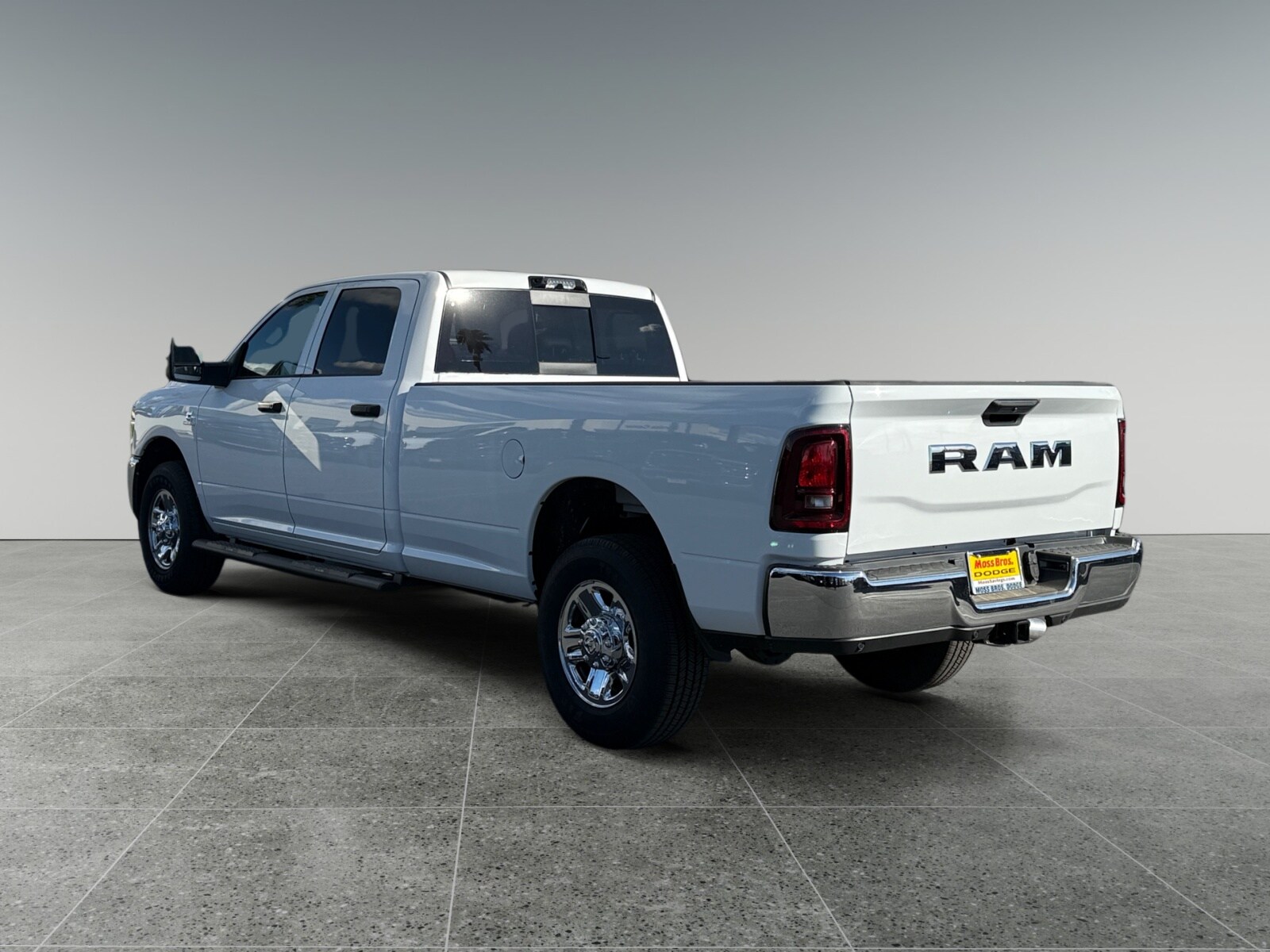 2025 Ram 3500 Tradesman photo 3
