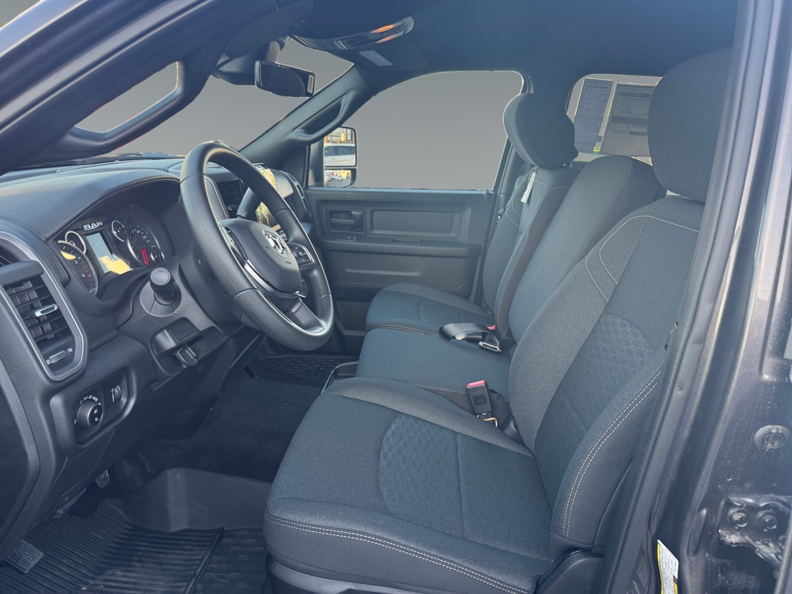 2026 RAM 2500 Tradesman - Photo 9