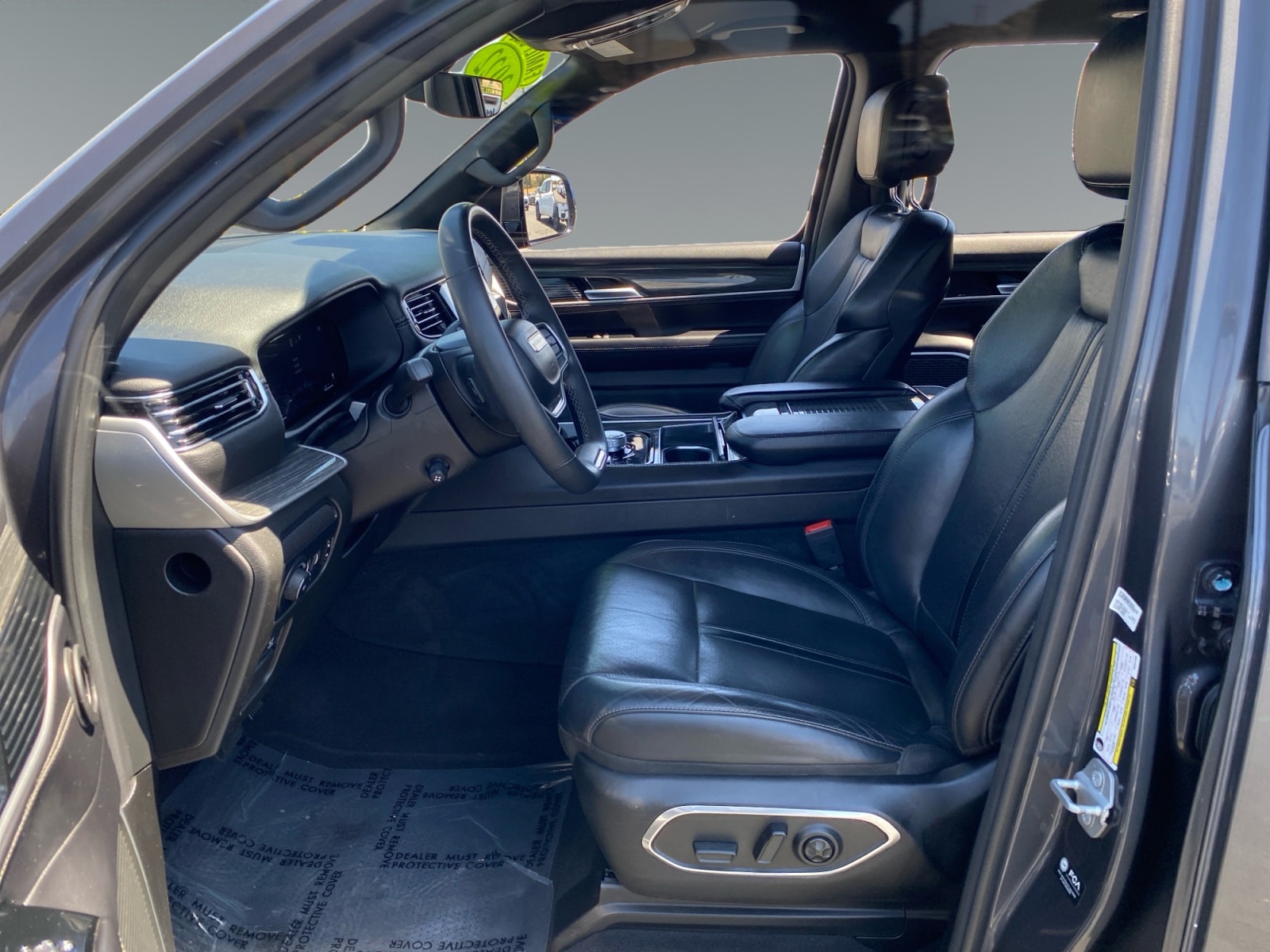 2022 Jeep Wagoneer Series II - Photo 9