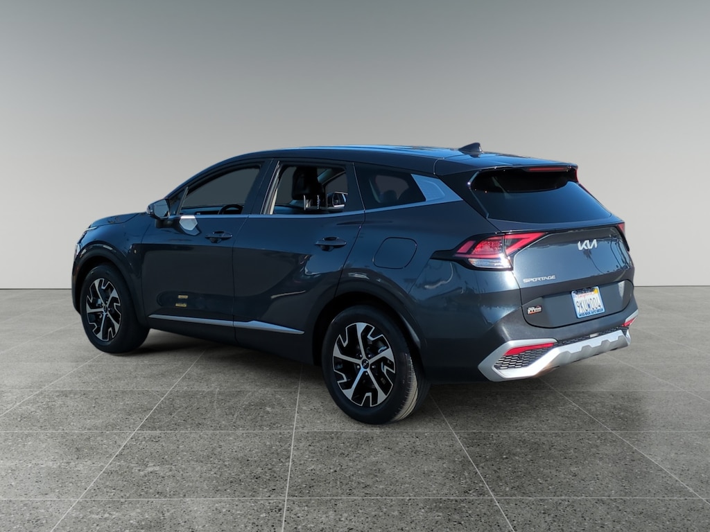 Used 2024 Kia Sportage EX SUV