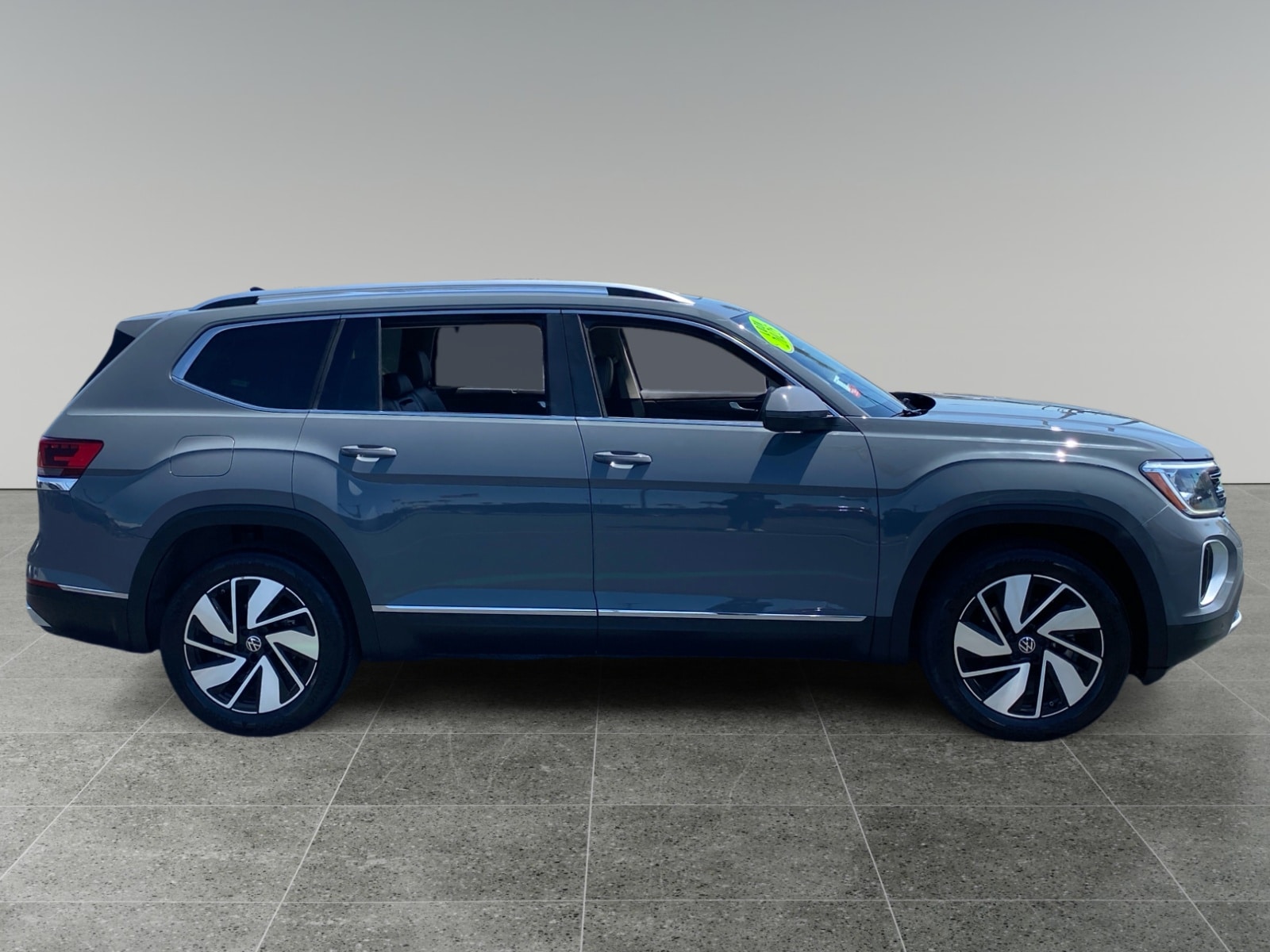 2025 Volkswagen Atlas SEL - Photo 6