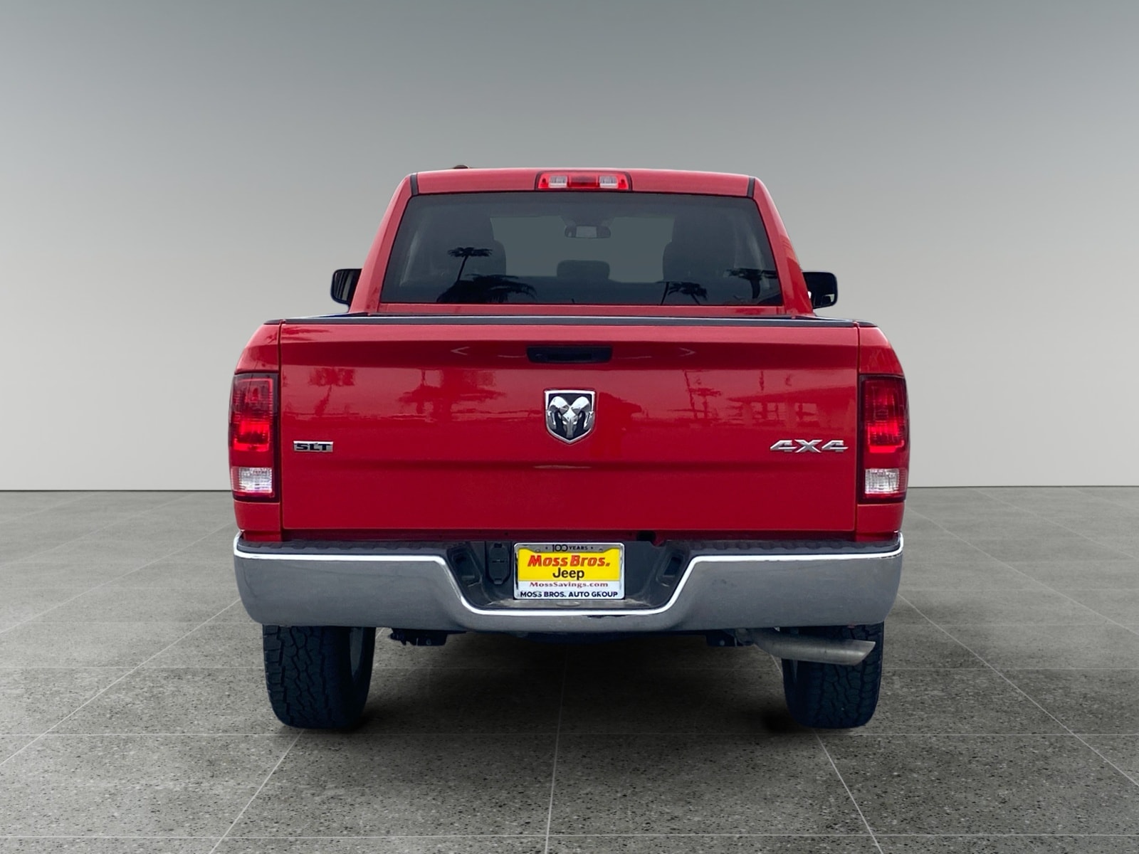 2024 Ram 1500 Classic SLT photo 4