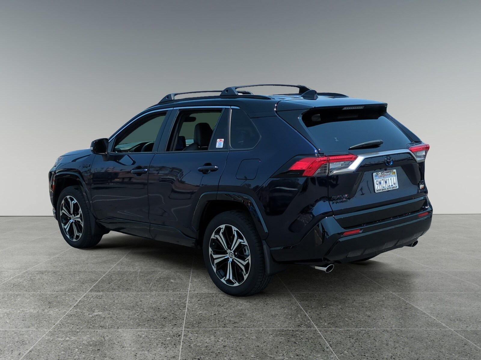 2024 Toyota RAV4 Prime XSE photo 3