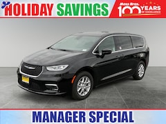 2026 Chrysler Pacifica Select Passenger Van