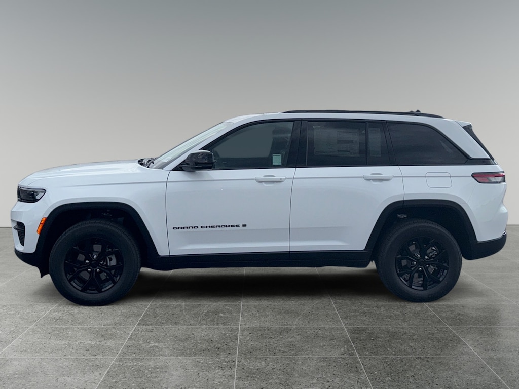New 2025 Jeep Grand Cherokee Laredo Sport Utility