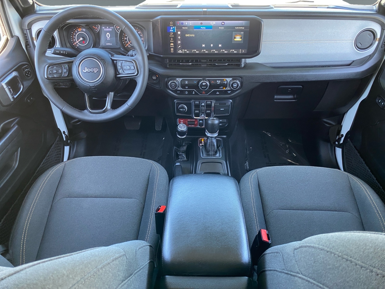 2025 Jeep Wrangler 4-Door Willys - Photo 10