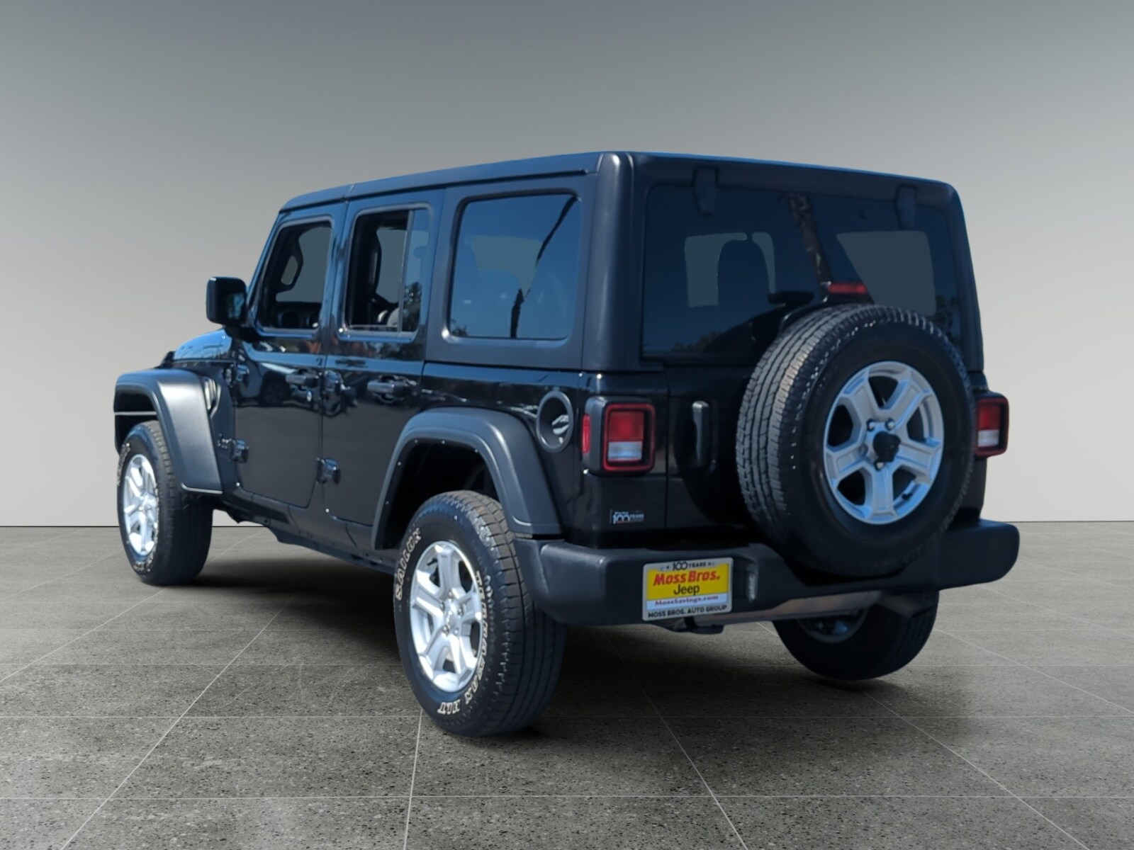 2023 Jeep Wrangler Sport S photo 3