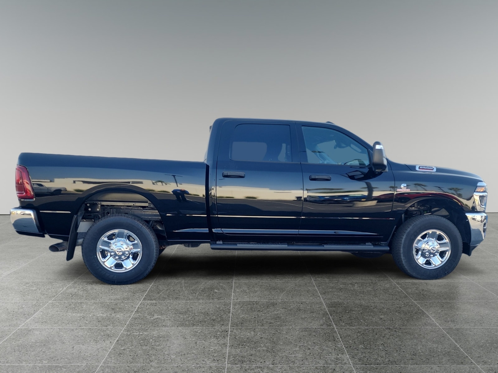 2025 RAM 2500 Tradesman - Photo 6