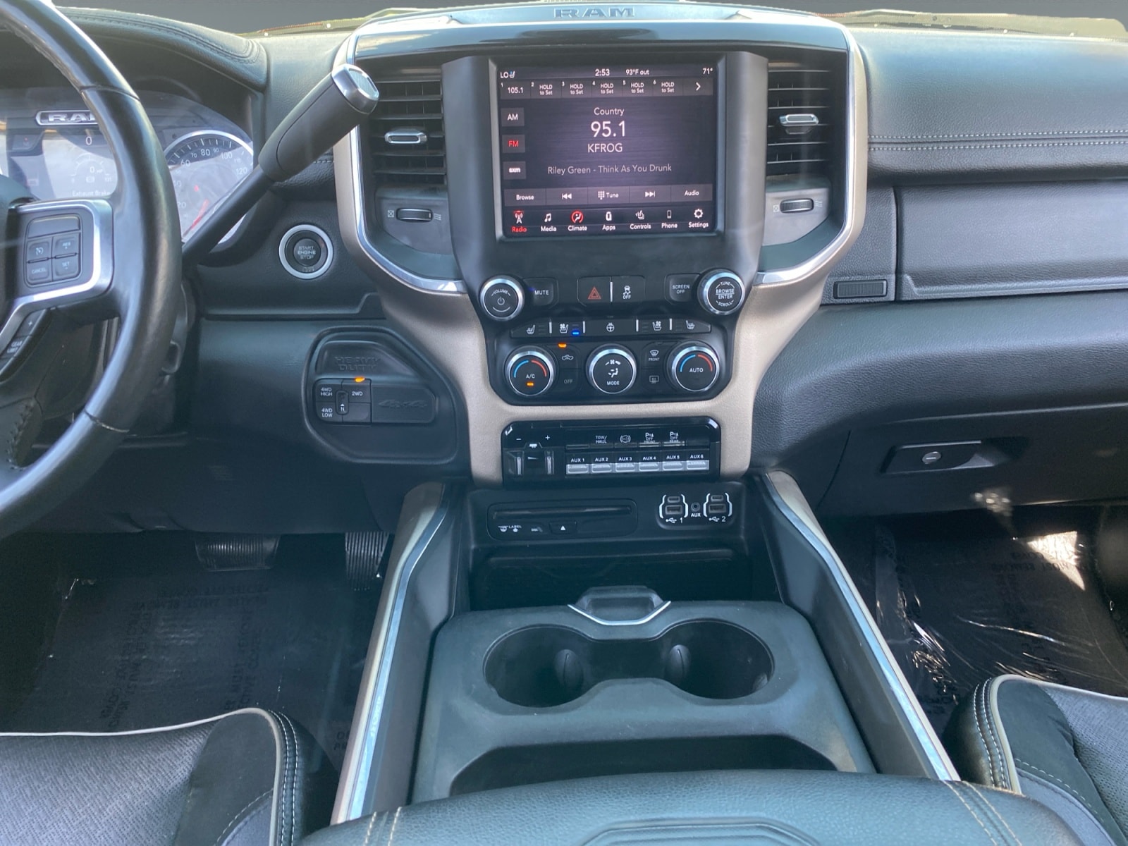 2019 RAM Ram 3500 Pickup Laramie - Photo 11
