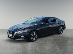 2022 Nissan Altima 2.5 SV Sedan