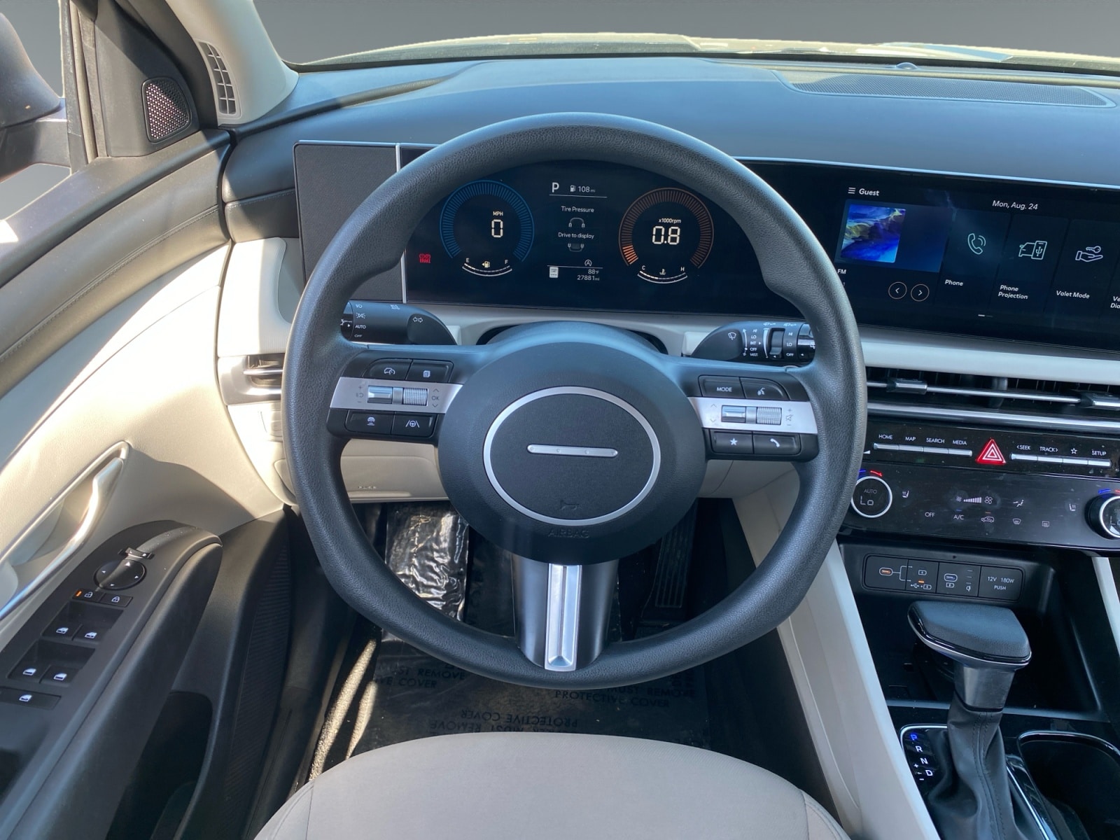 2025 Hyundai Tucson SEL - Photo 12