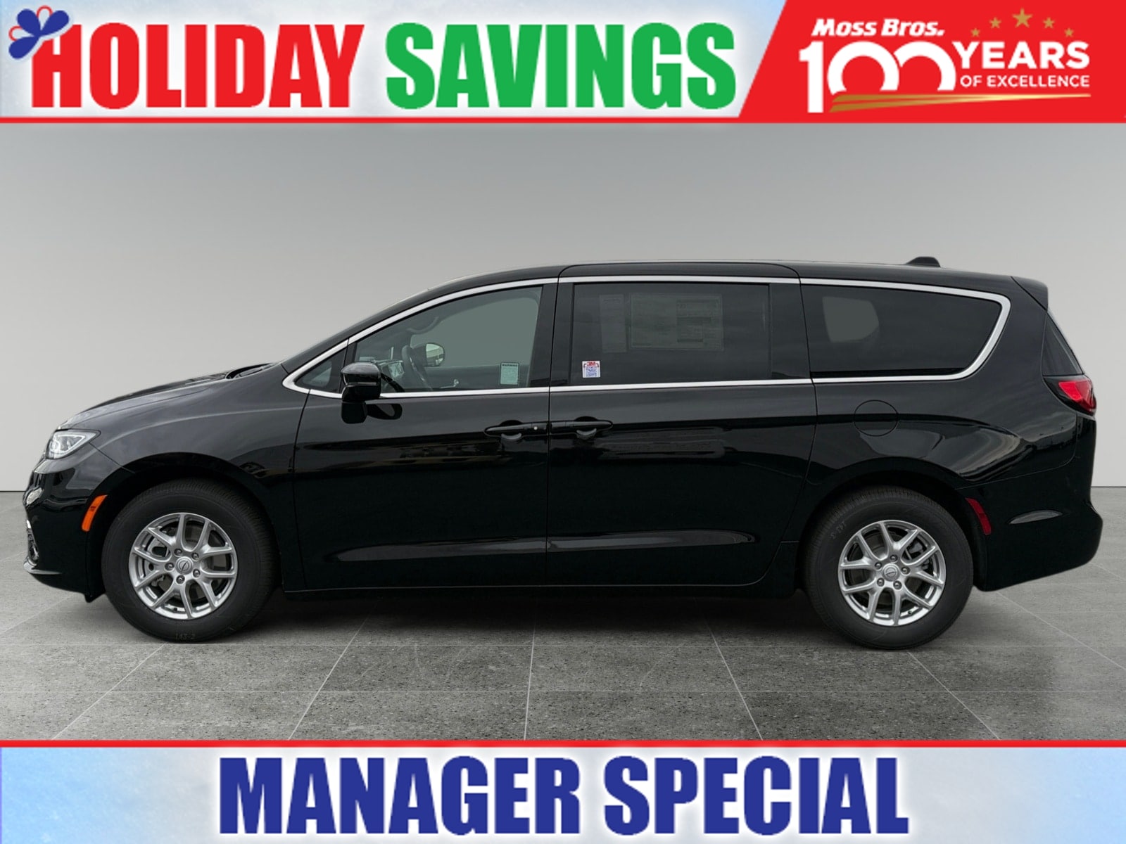 2026 Chrysler Pacifica Select's photo