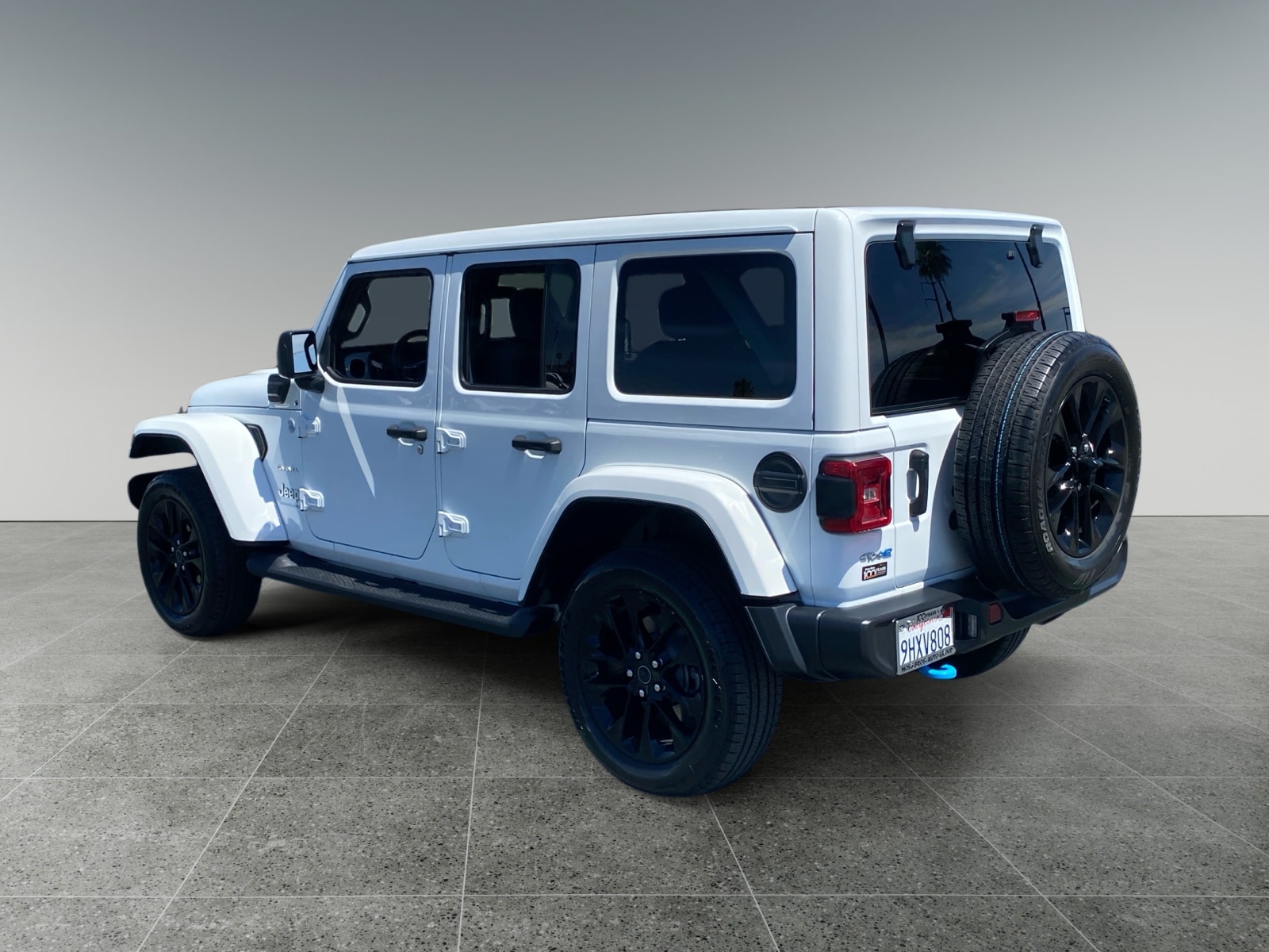 2024 Jeep Wrangler 4xe Sahara photo 3